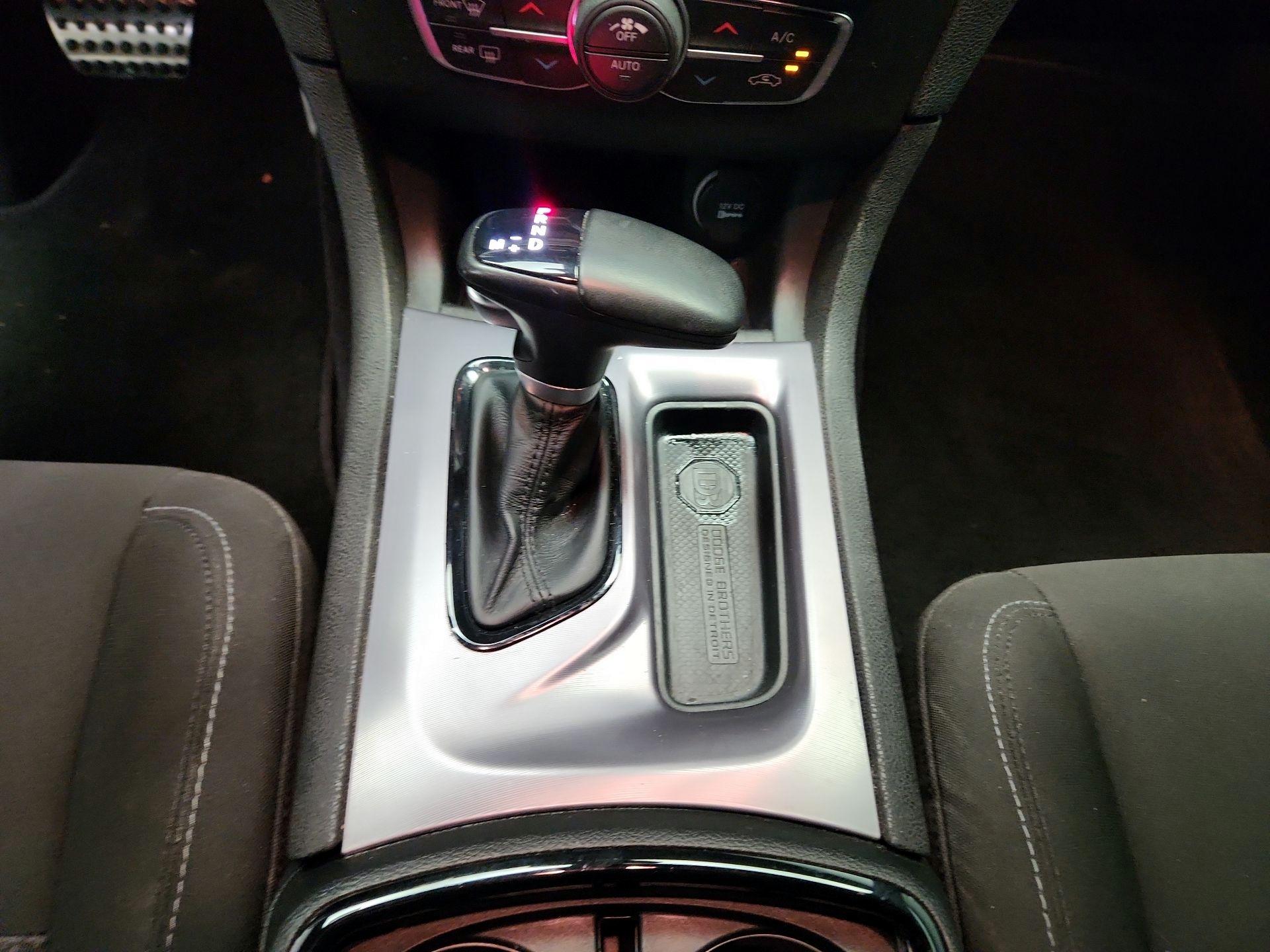 Thumbnail: 2022 Dodge Charger - 17