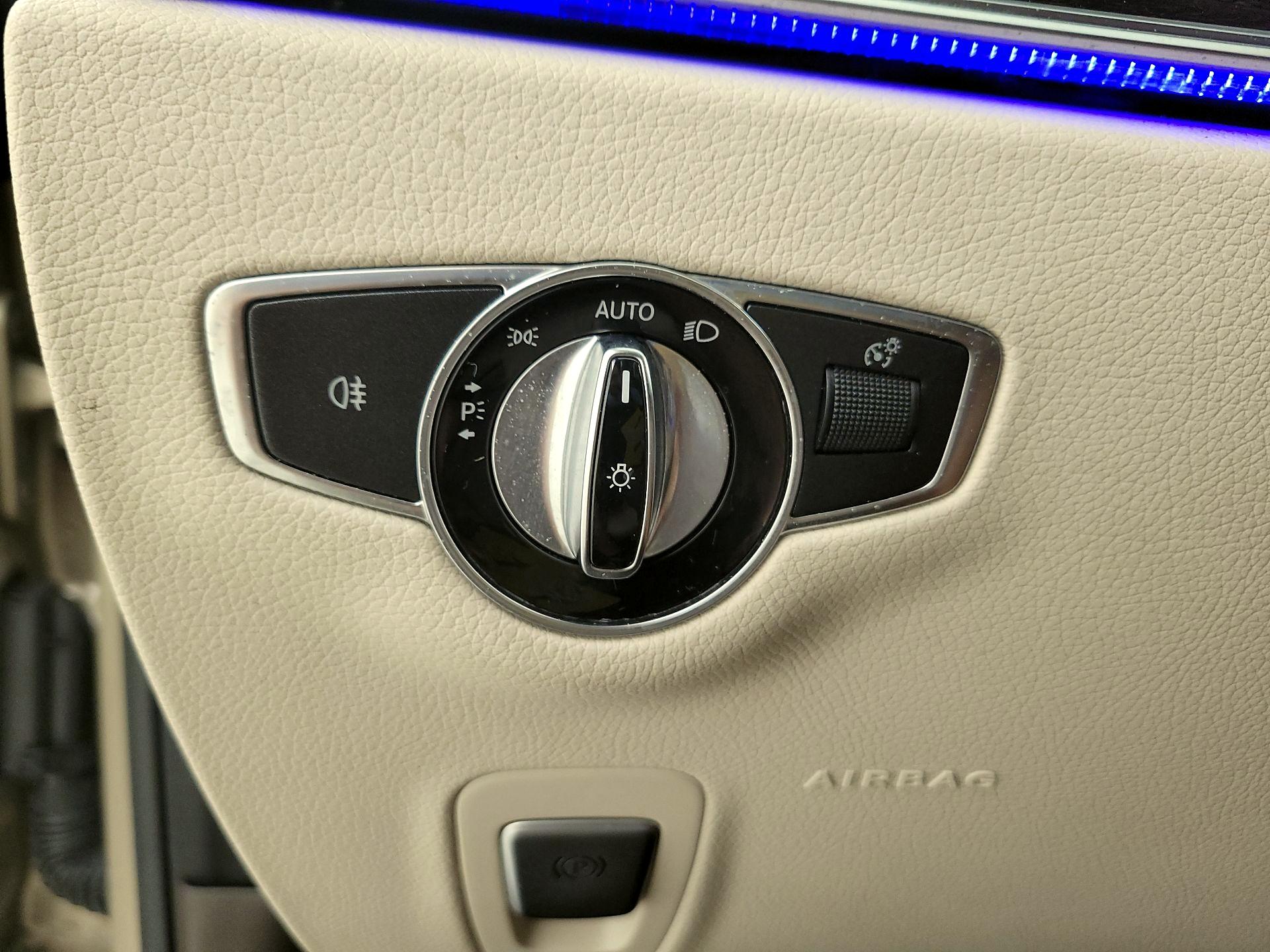 Thumbnail: 2018 Mercedes-Benz E-Class - 11