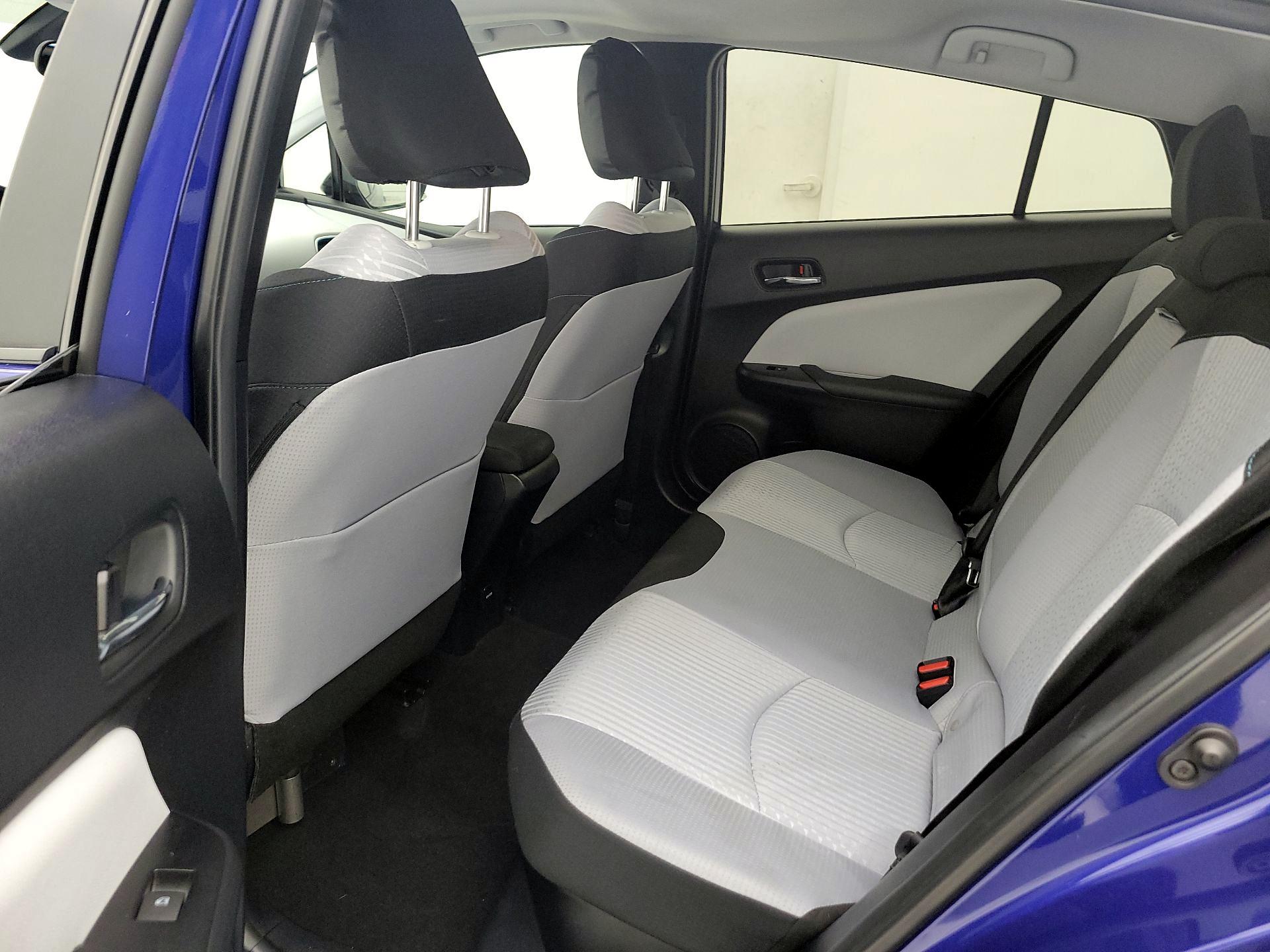 Thumbnail: 2016 Toyota Prius - 19