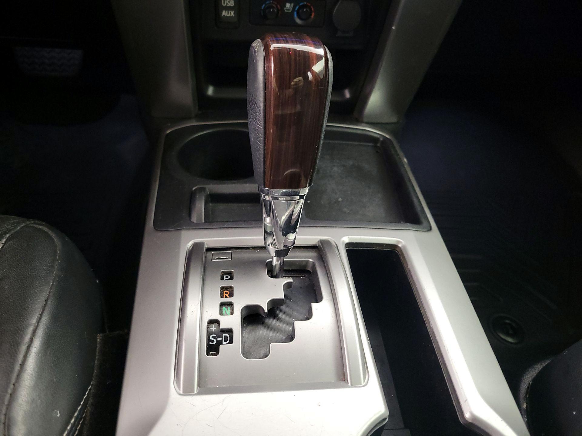 Thumbnail: 2017 Toyota 4Runner - 17