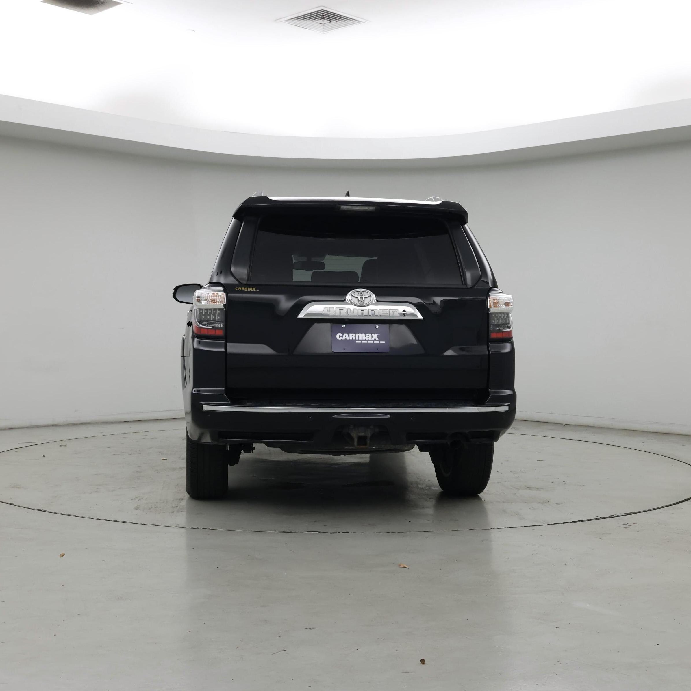 Thumbnail: 2017 Toyota 4Runner - 6