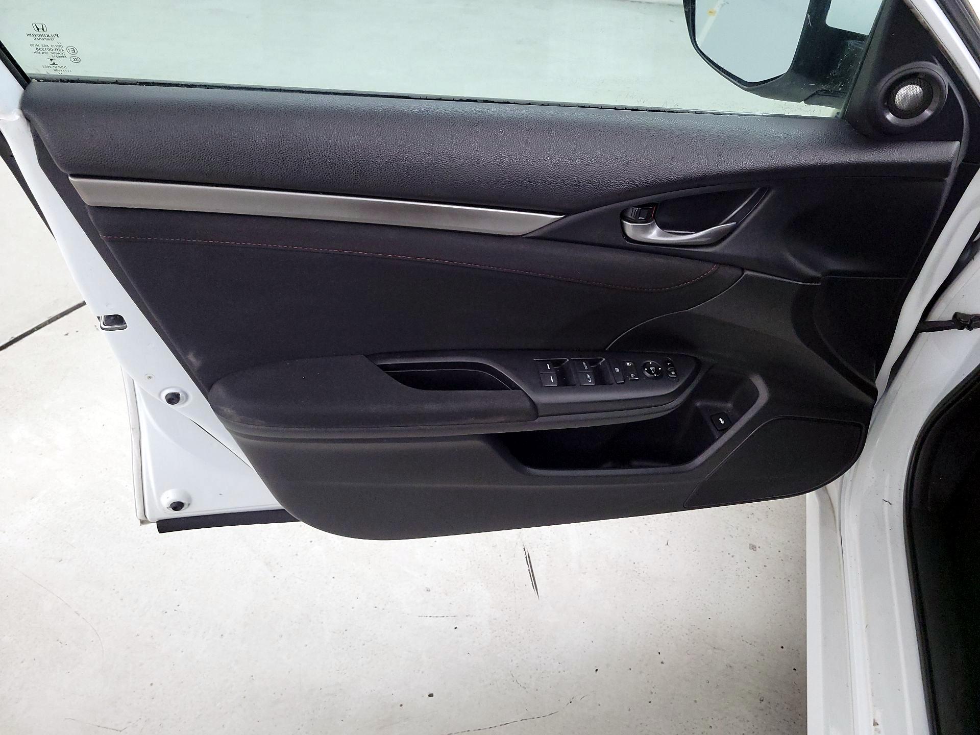 Thumbnail: 2020 Honda Civic - 12