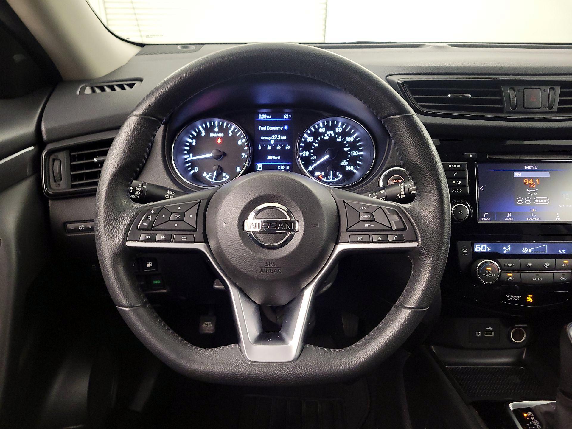 Thumbnail: 2019 Nissan Rogue - 10