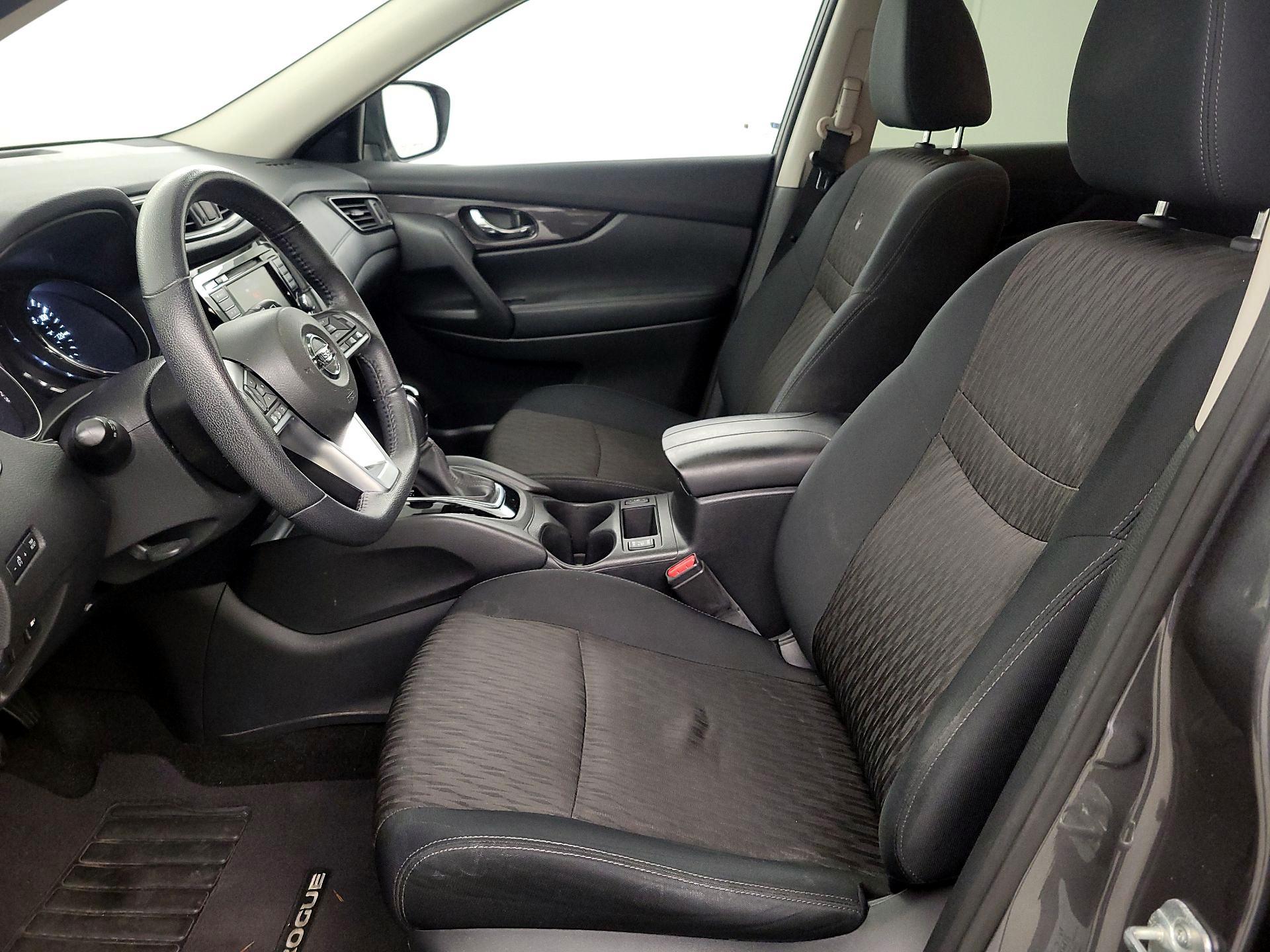 Thumbnail: 2019 Nissan Rogue - 11