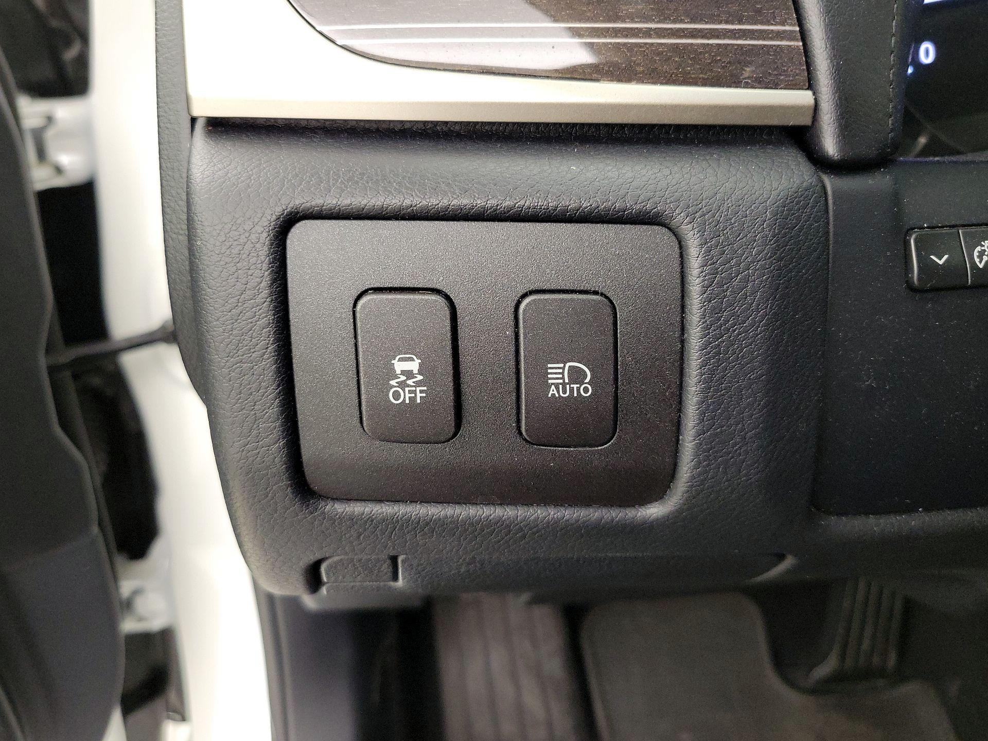 Thumbnail: 2016 Lexus GS - 13