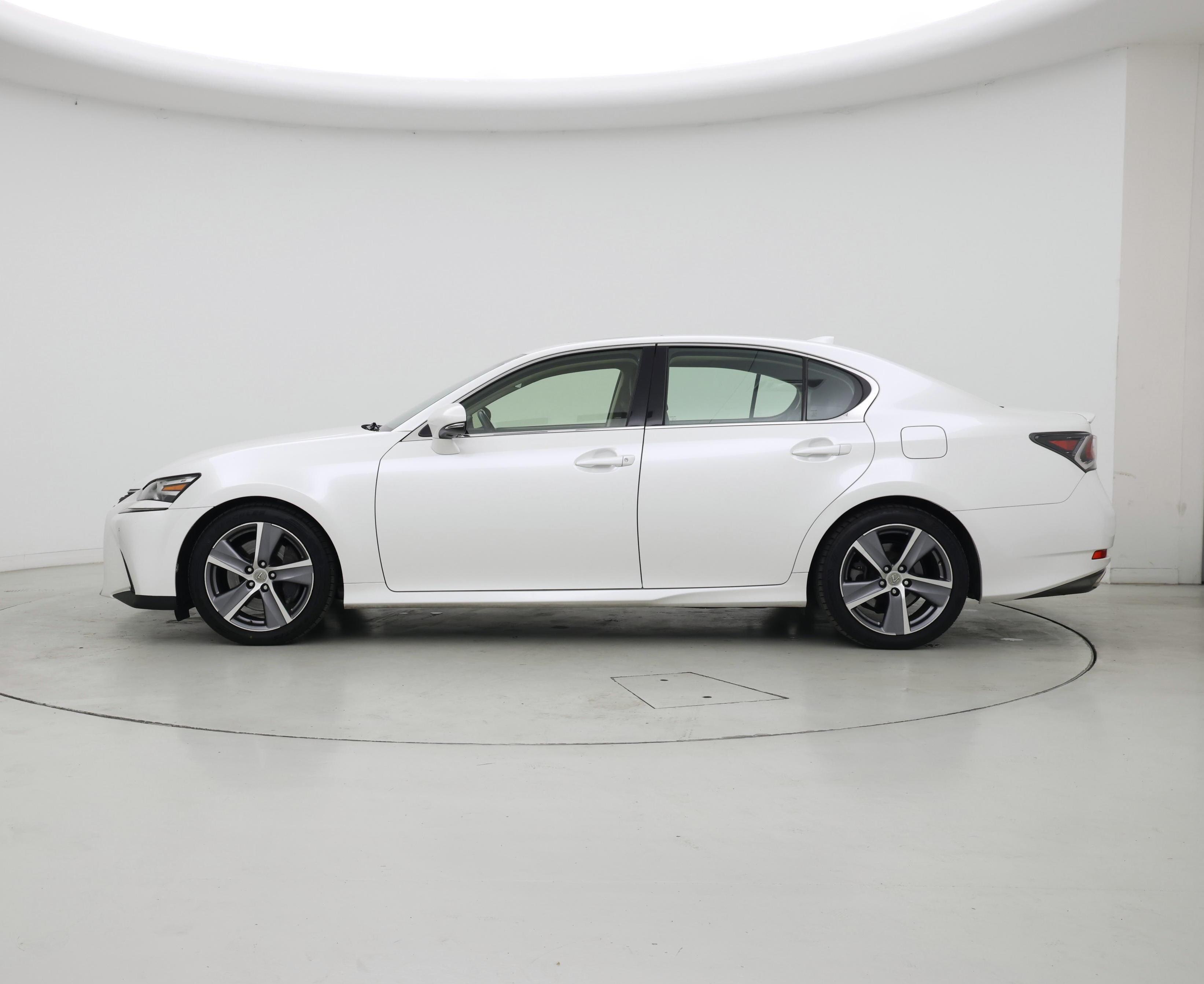 Thumbnail: 2016 Lexus GS - 3