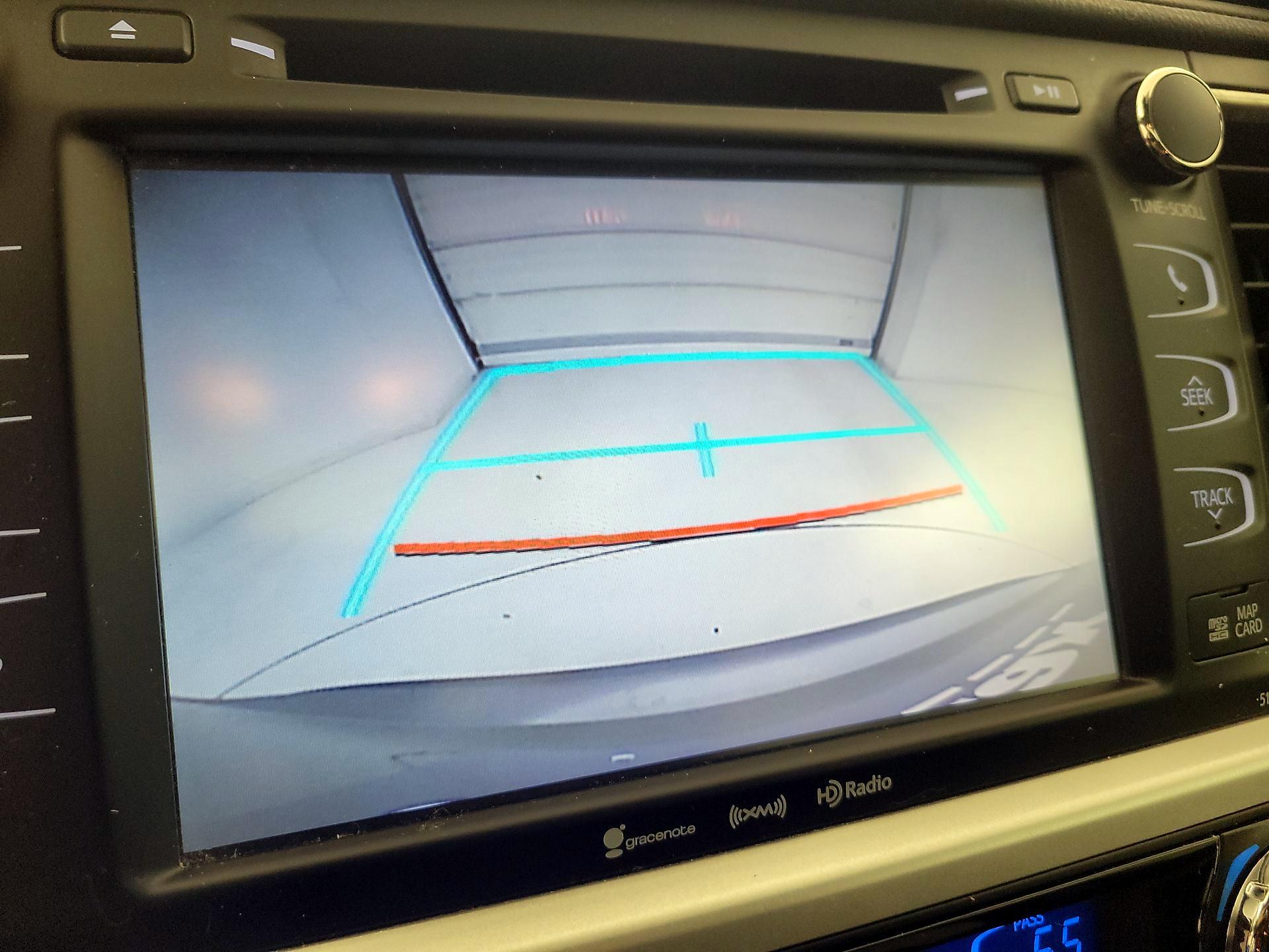 Thumbnail: 2019 Toyota Highlander - 15