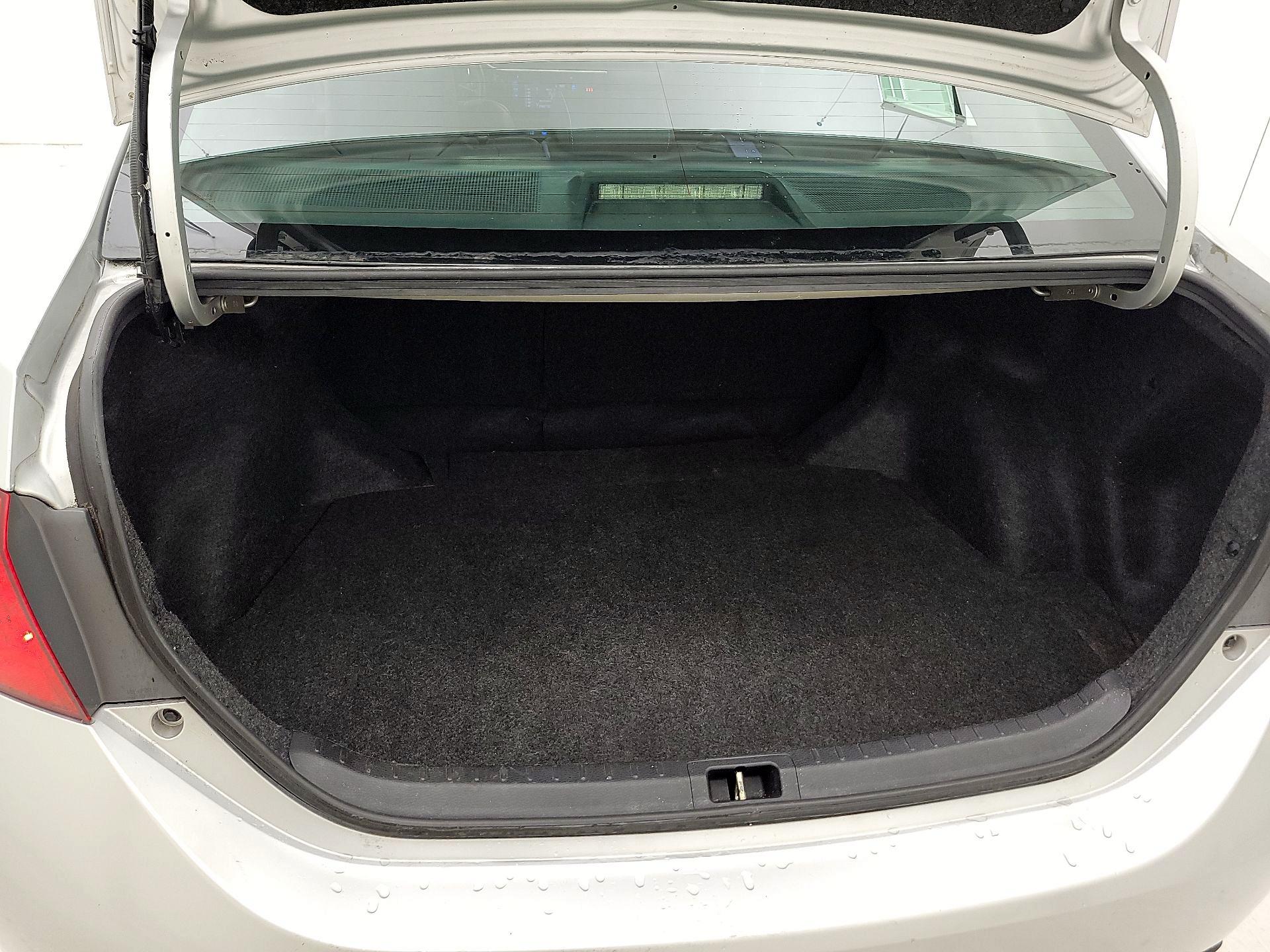 Thumbnail: 2018 Toyota Corolla - 20