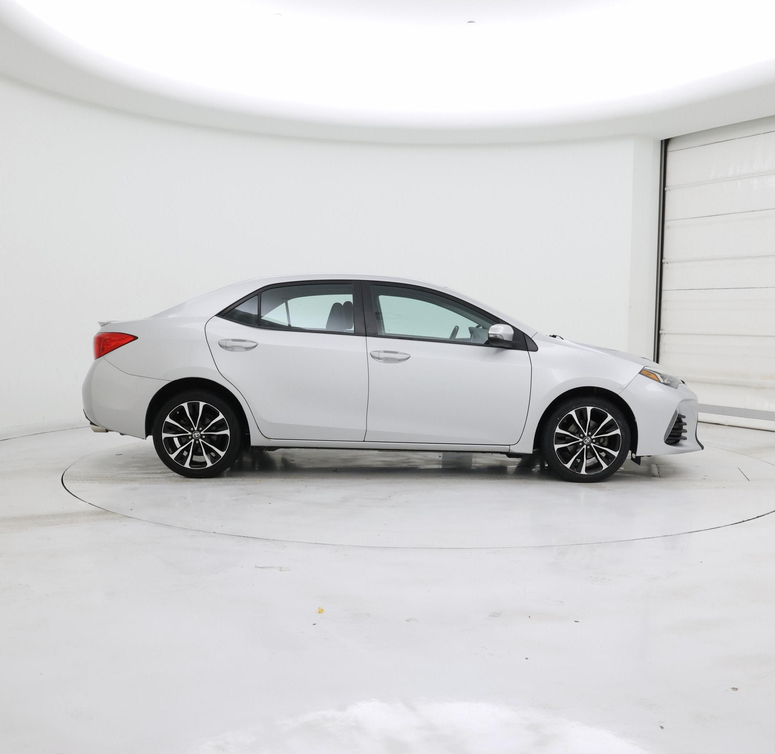 Thumbnail: 2018 Toyota Corolla - 7