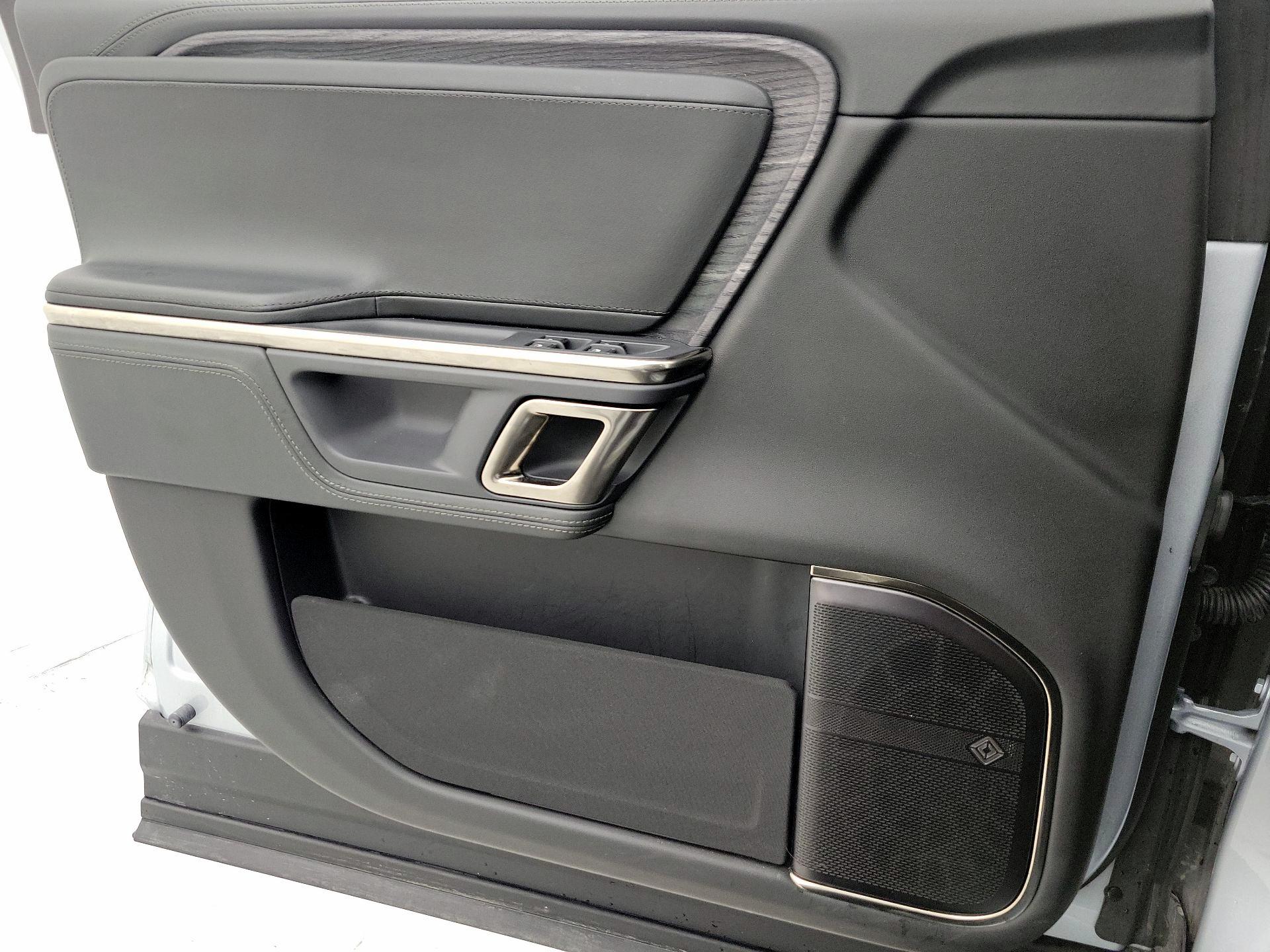 Thumbnail: 2024 Rivian R1T - 12