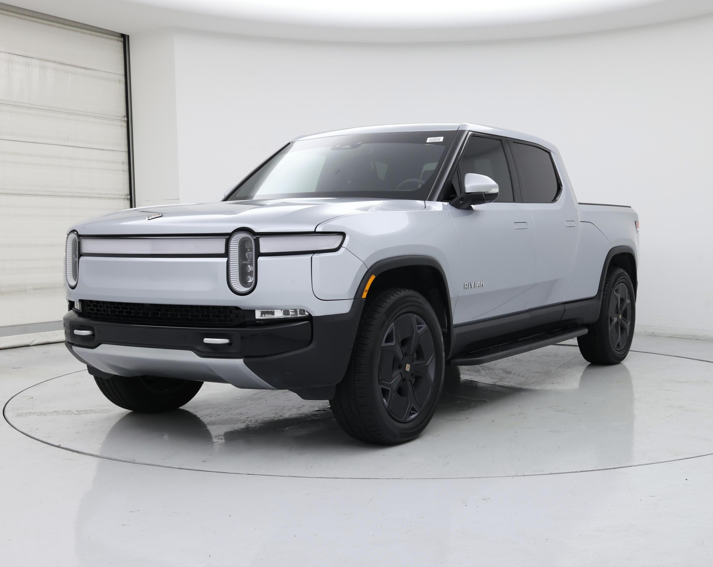 Thumbnail: 2024 Rivian R1T - 4