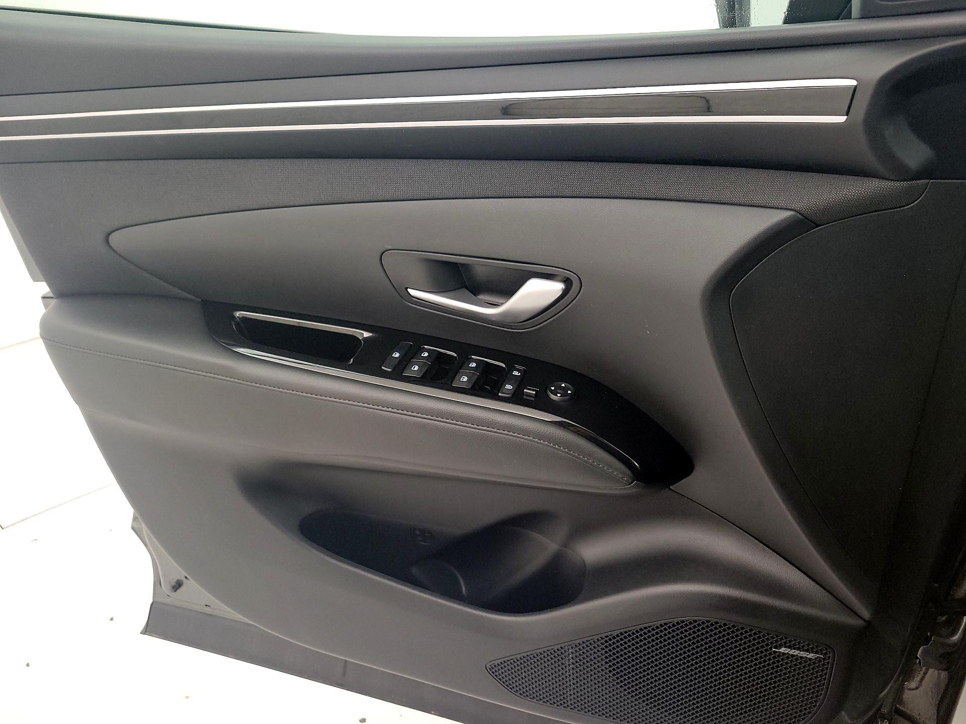 Thumbnail: 2022 Hyundai Tucson - 12