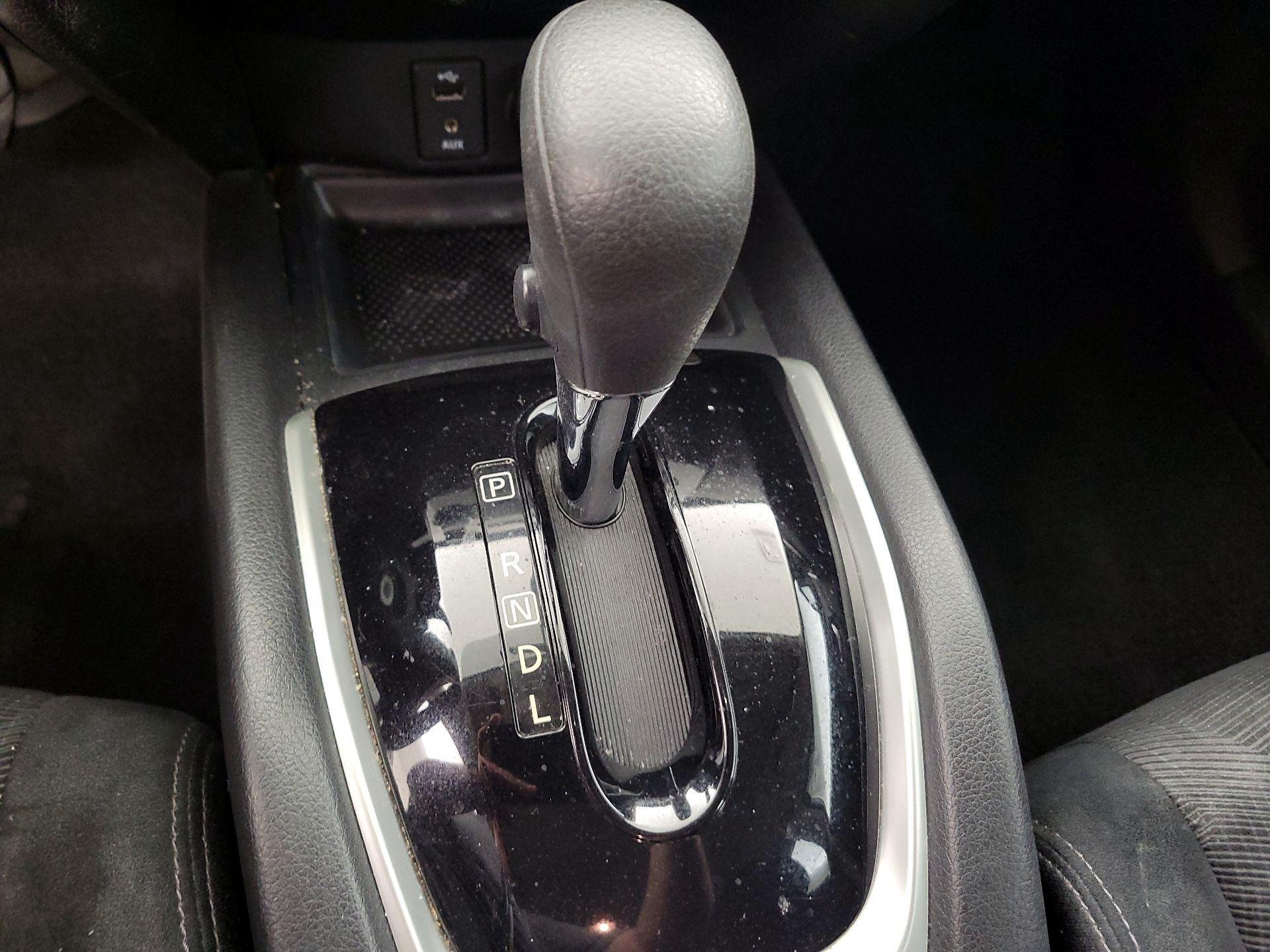 Thumbnail: 2014 Nissan Rogue - 15