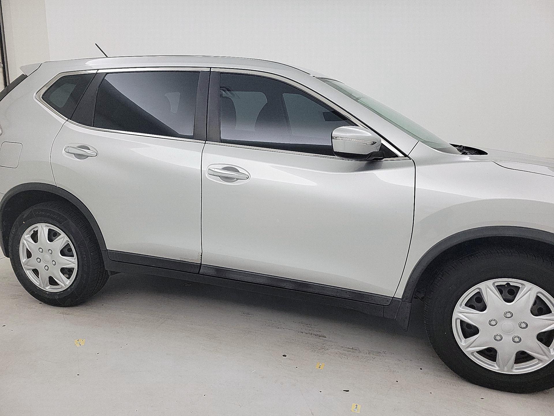 Thumbnail: 2014 Nissan Rogue - 4