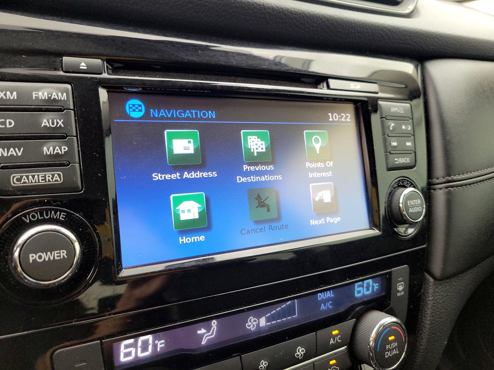 Thumbnail: 2017 Nissan Rogue - 14