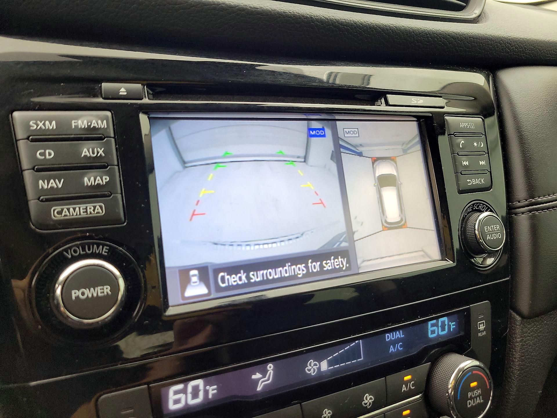 Thumbnail: 2017 Nissan Rogue - 15