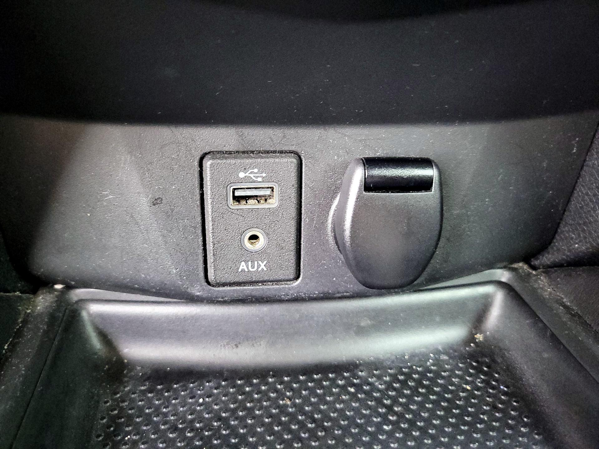 Thumbnail: 2017 Nissan Rogue - 19