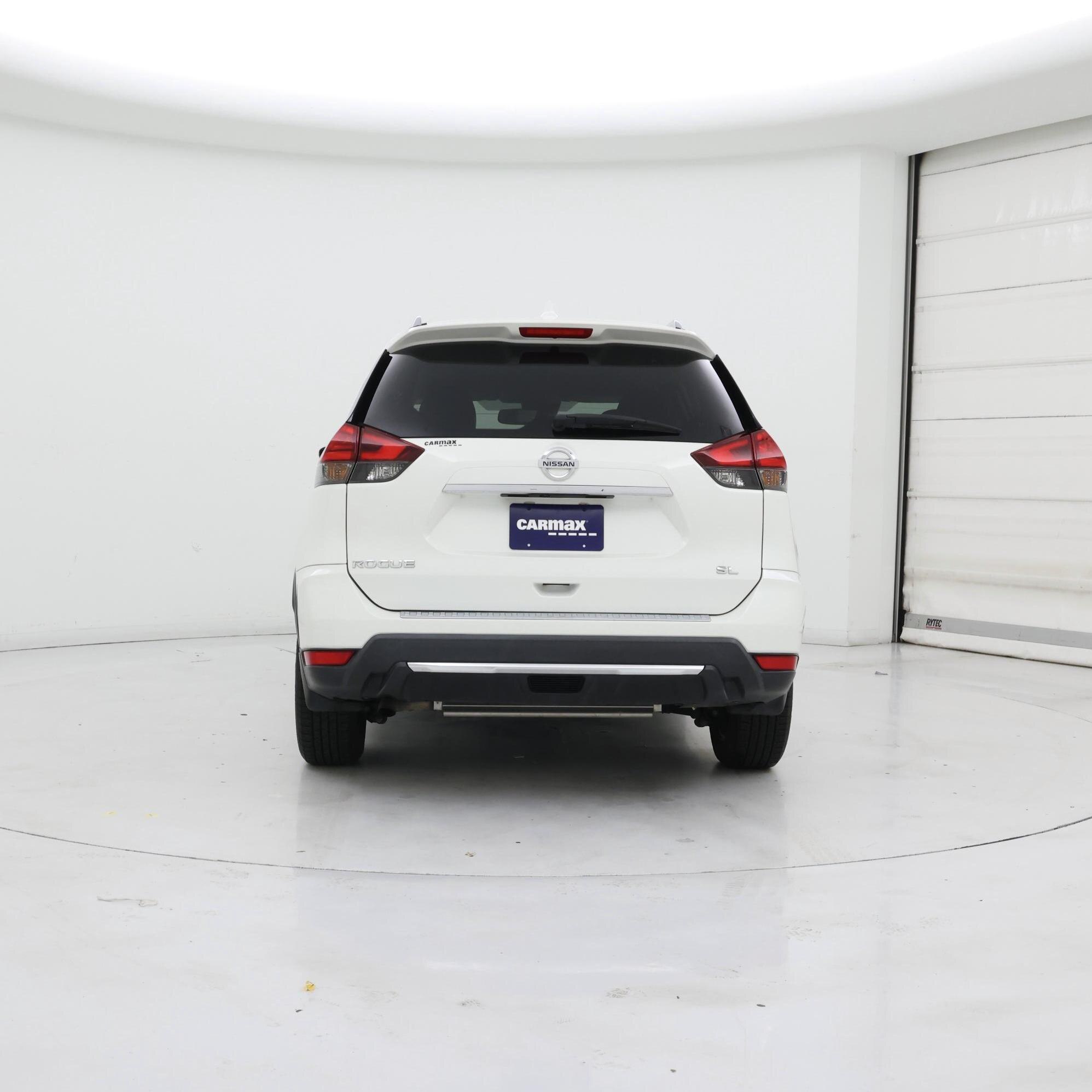 Thumbnail: 2017 Nissan Rogue - 6