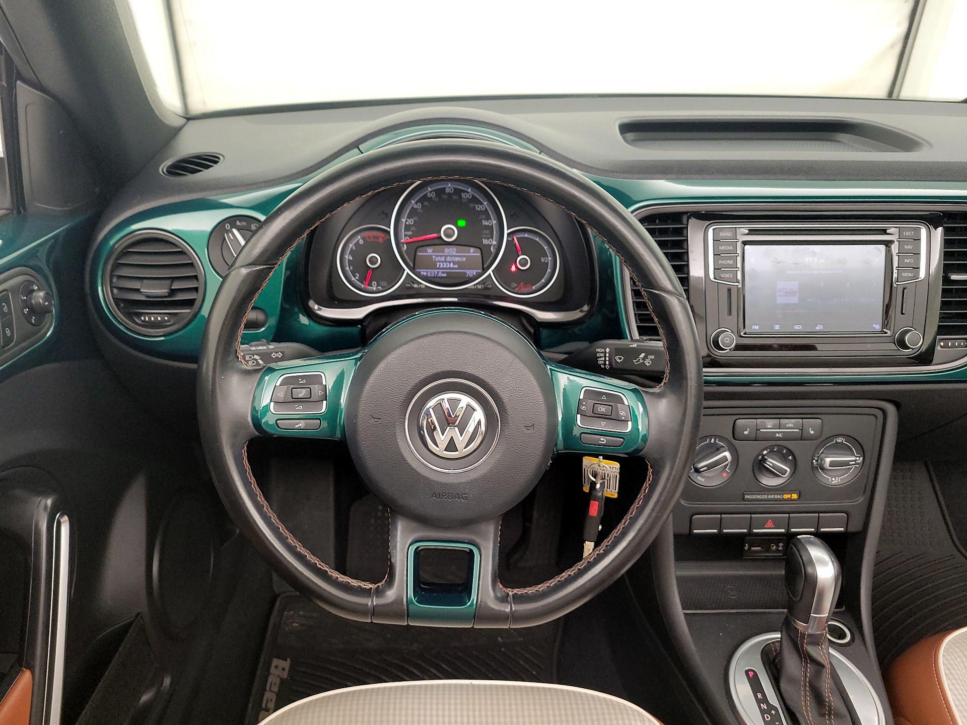 Thumbnail: 2017 Volkswagen Beetle - 10