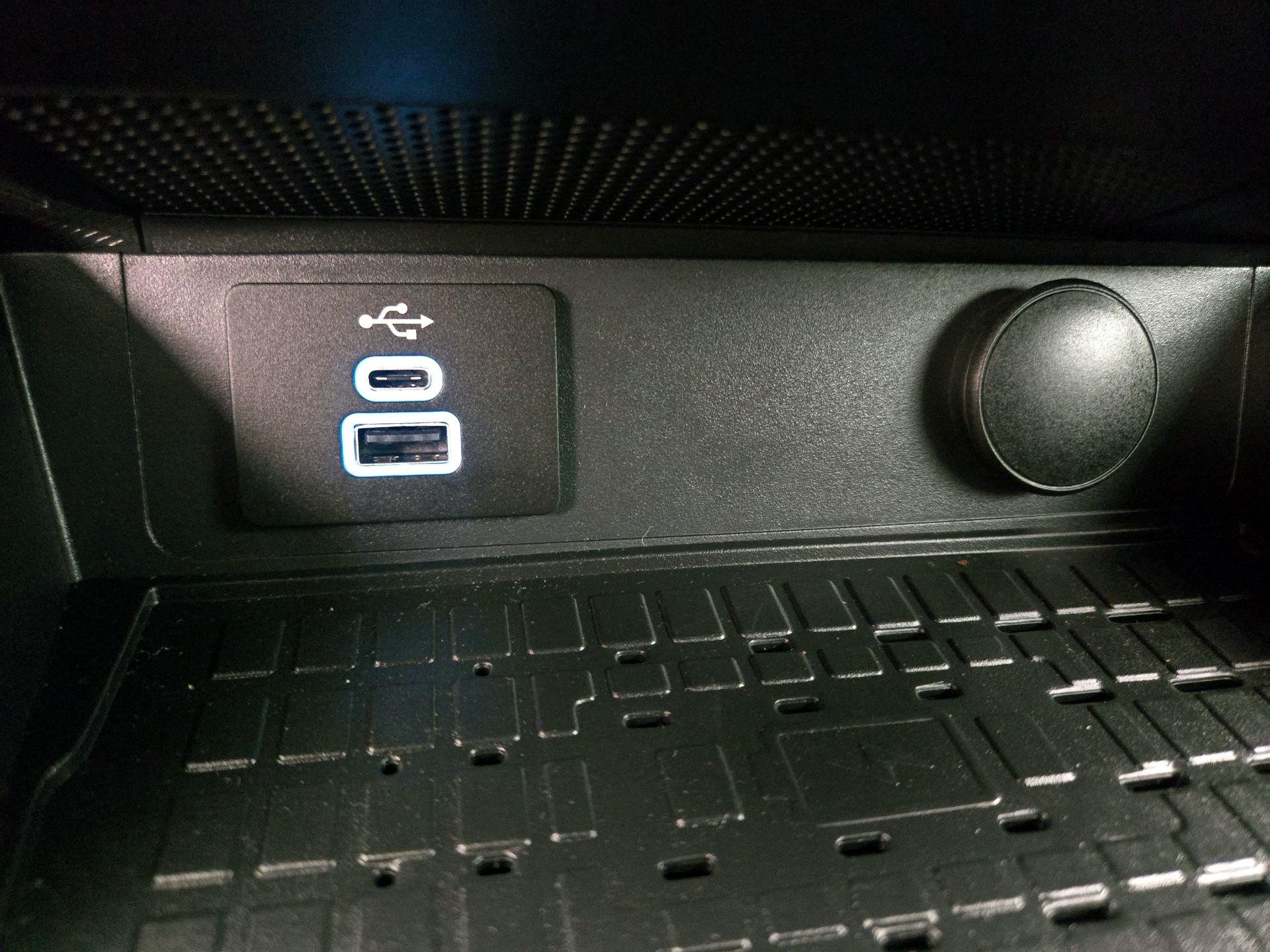 Thumbnail: 2024 Ford Mustang - 18