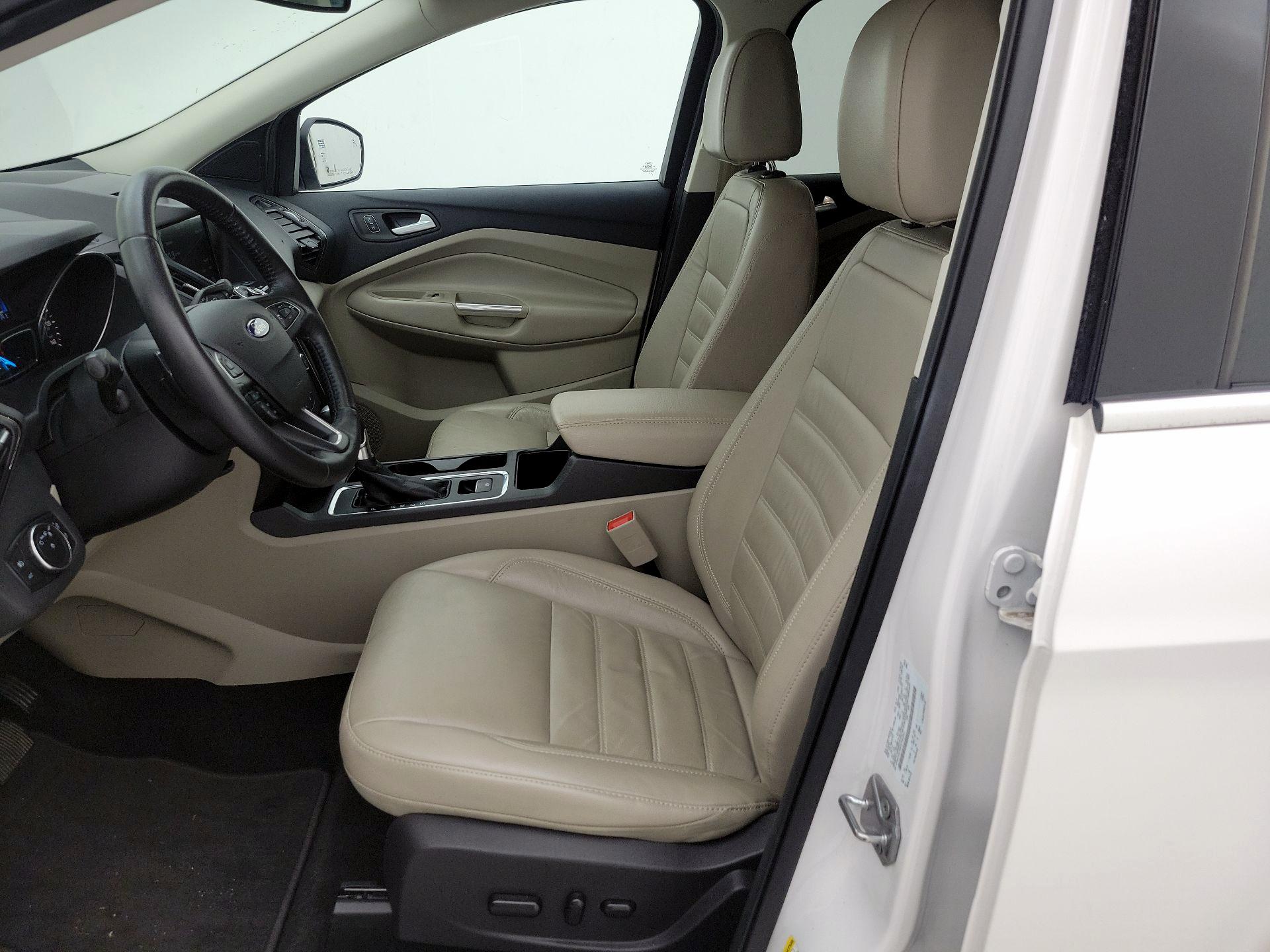 Thumbnail: 2017 Ford Escape - 11