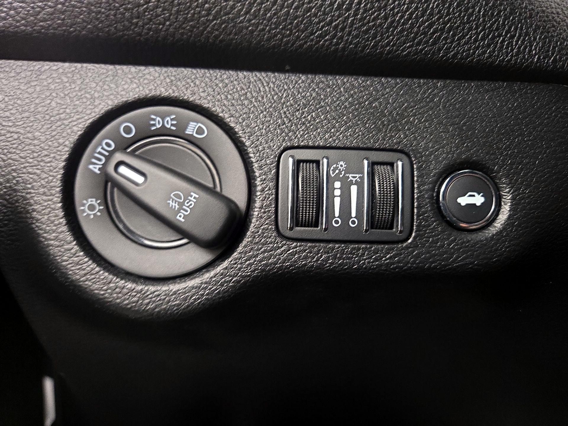 Thumbnail: 2022 Dodge Challenger - 13