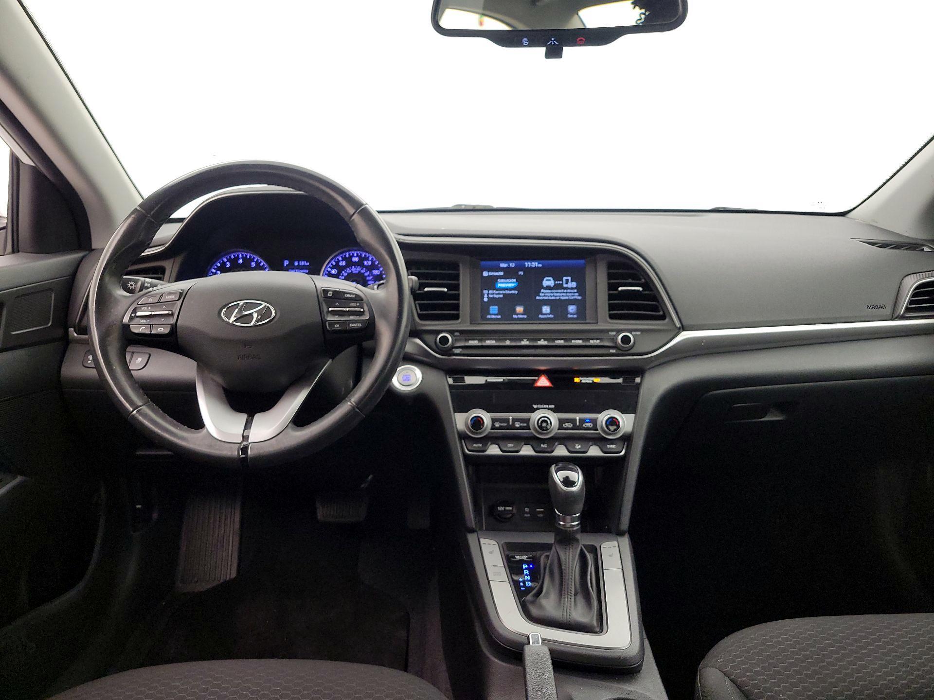 Thumbnail: 2019 Hyundai Elantra - 9