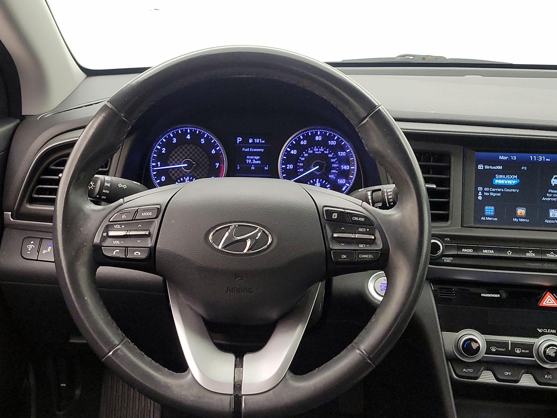 Thumbnail: 2019 Hyundai Elantra - 10