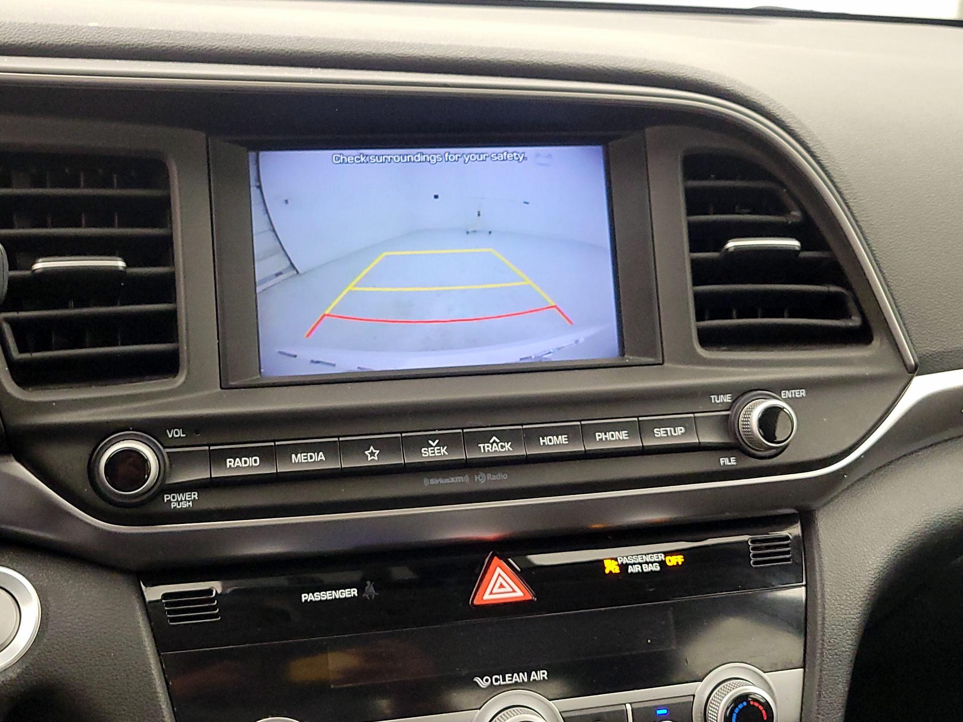 Thumbnail: 2019 Hyundai Elantra - 14