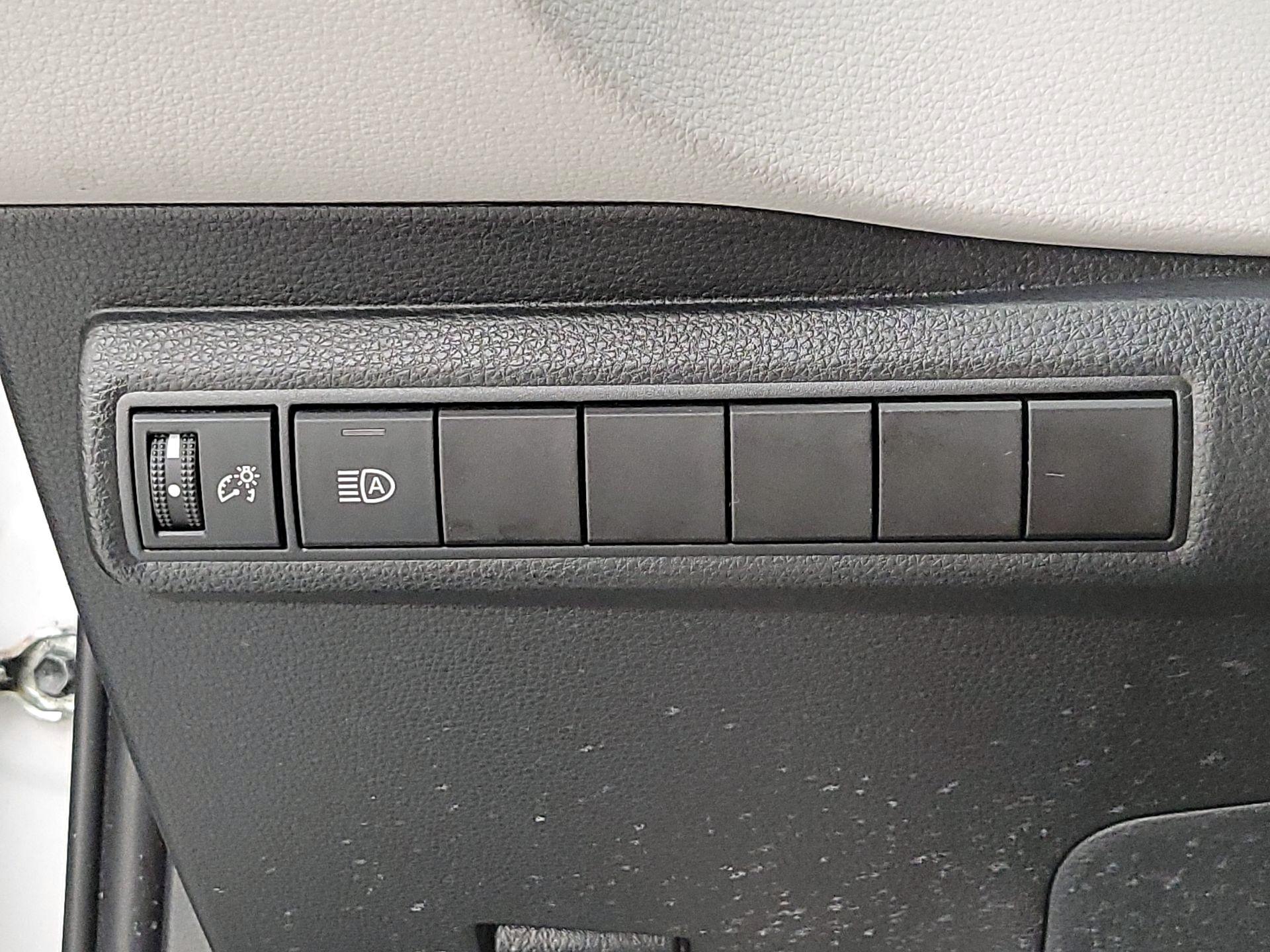 Thumbnail: 2021 Toyota Corolla - 13