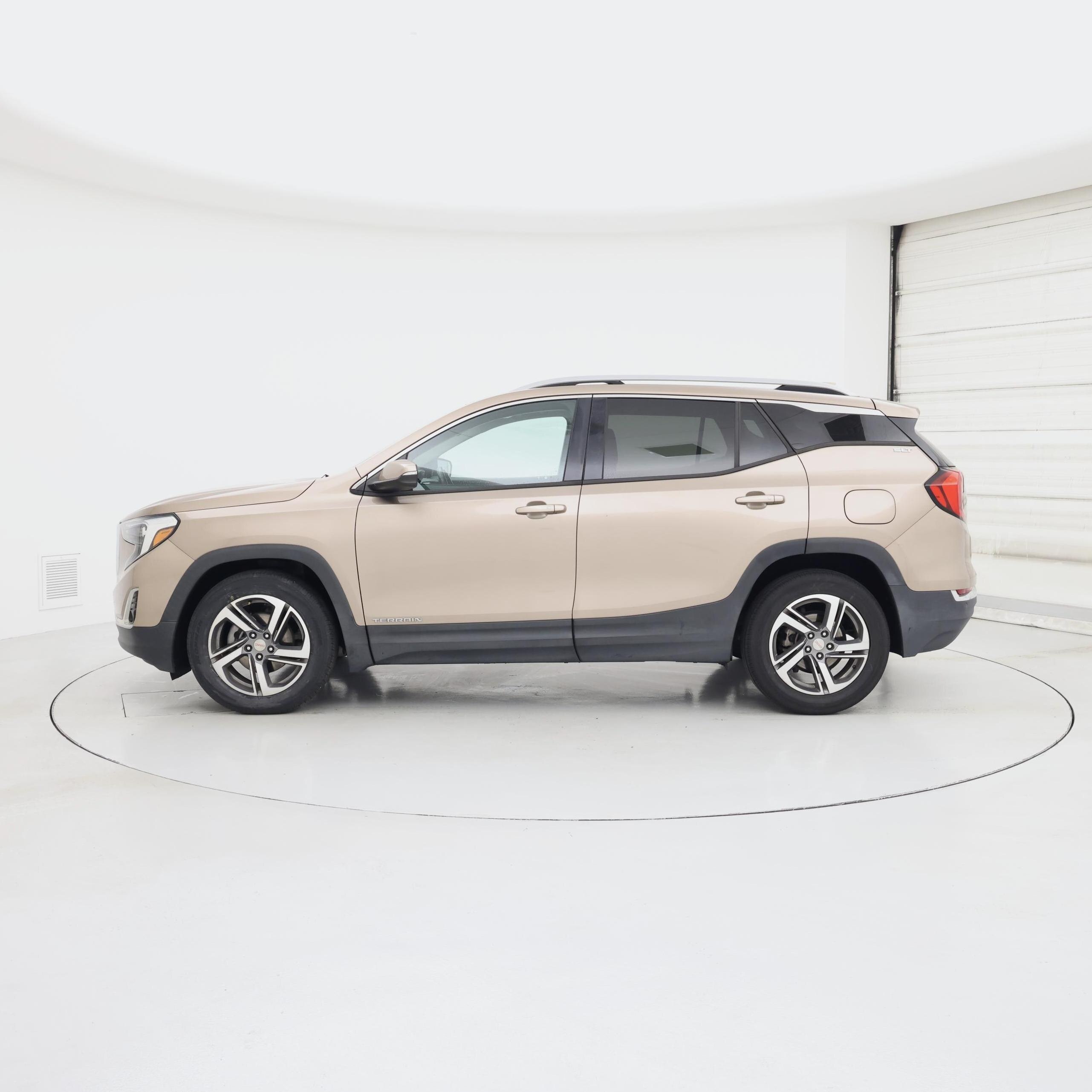 Thumbnail: 2018 GMC Terrain - 3