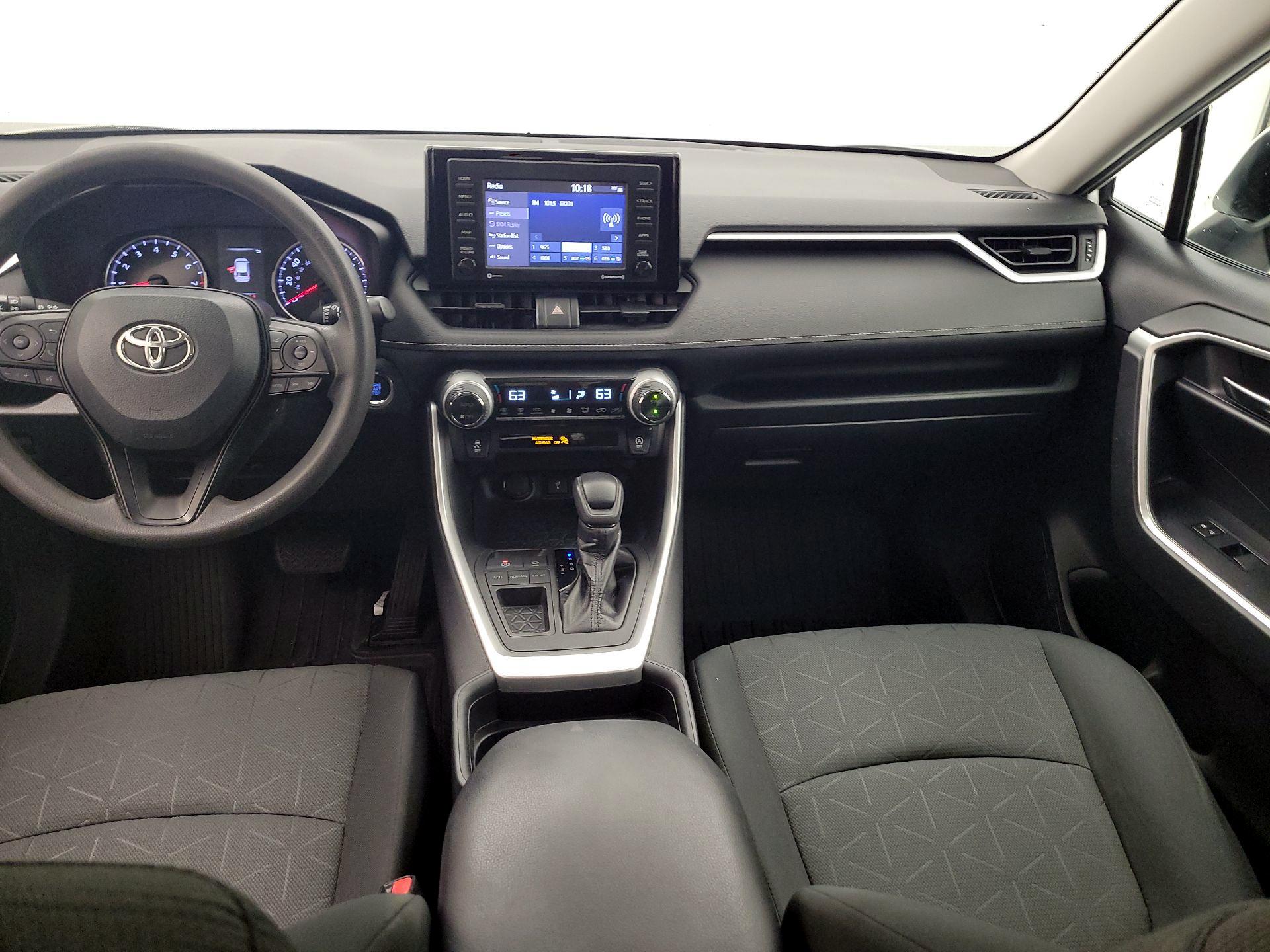 Thumbnail: 2020 Toyota RAV4 - 9