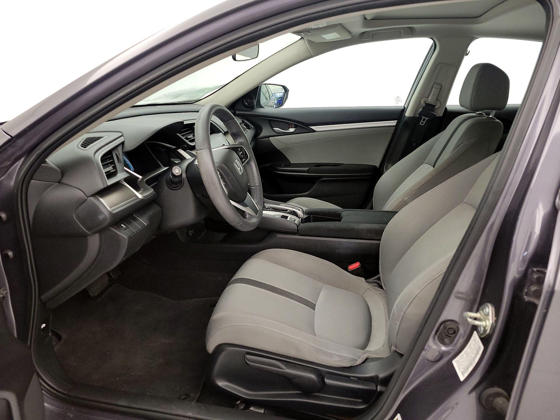 Thumbnail: 2016 Honda Civic - 11