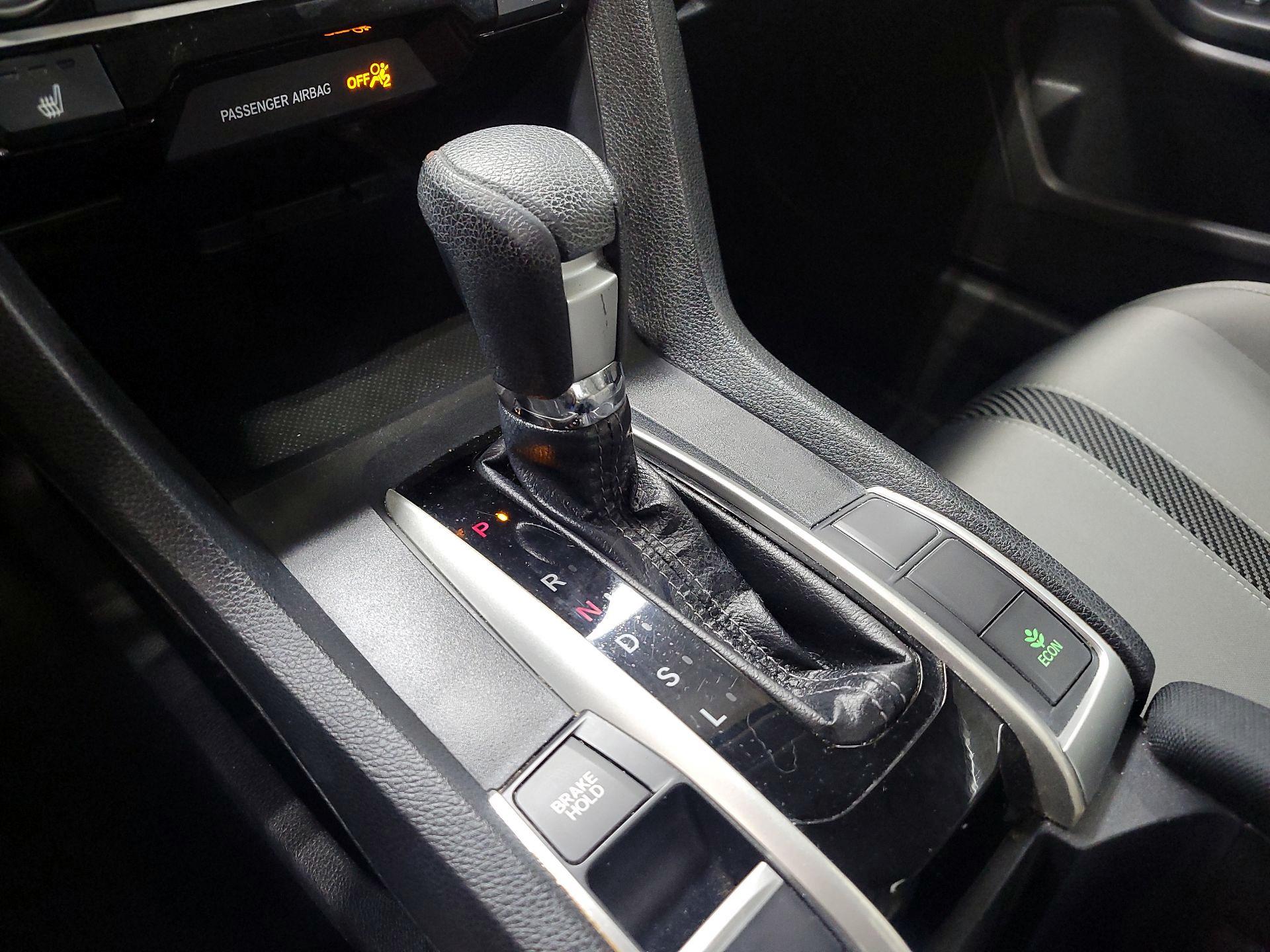 Thumbnail: 2016 Honda Civic - 17