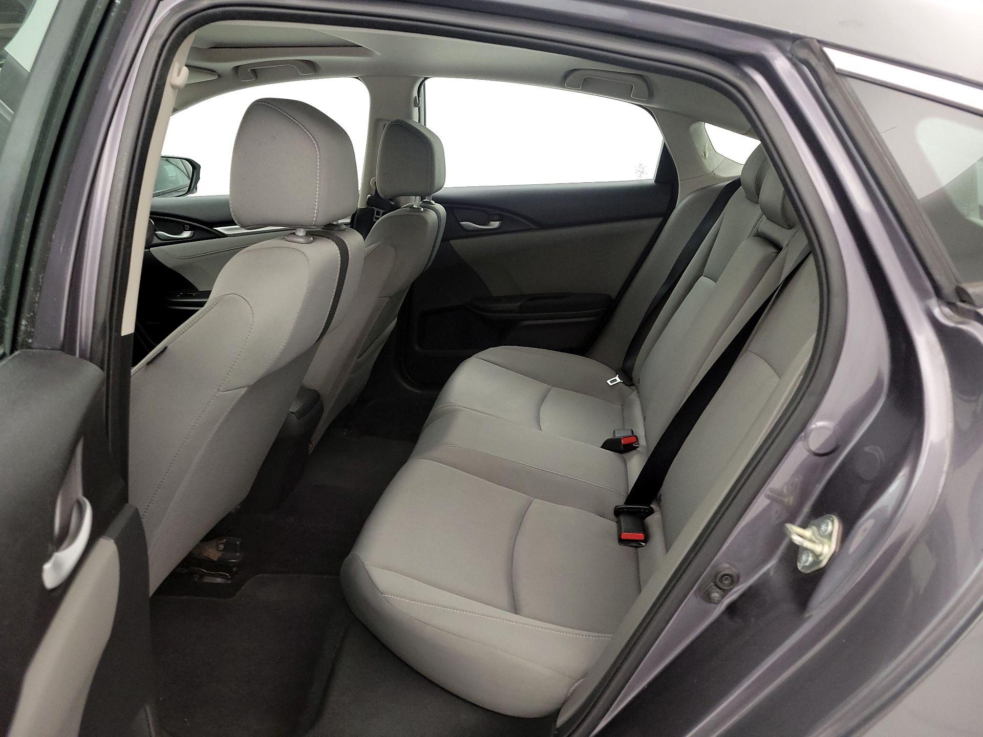 Thumbnail: 2016 Honda Civic - 18