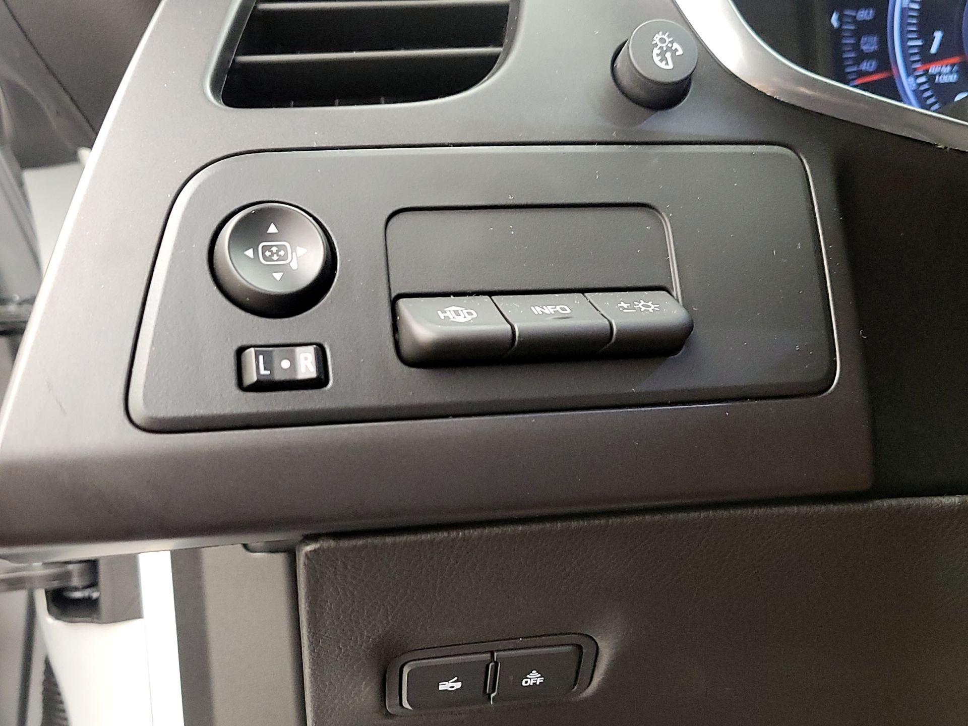 Thumbnail: 2016 Chevrolet Corvette - 13