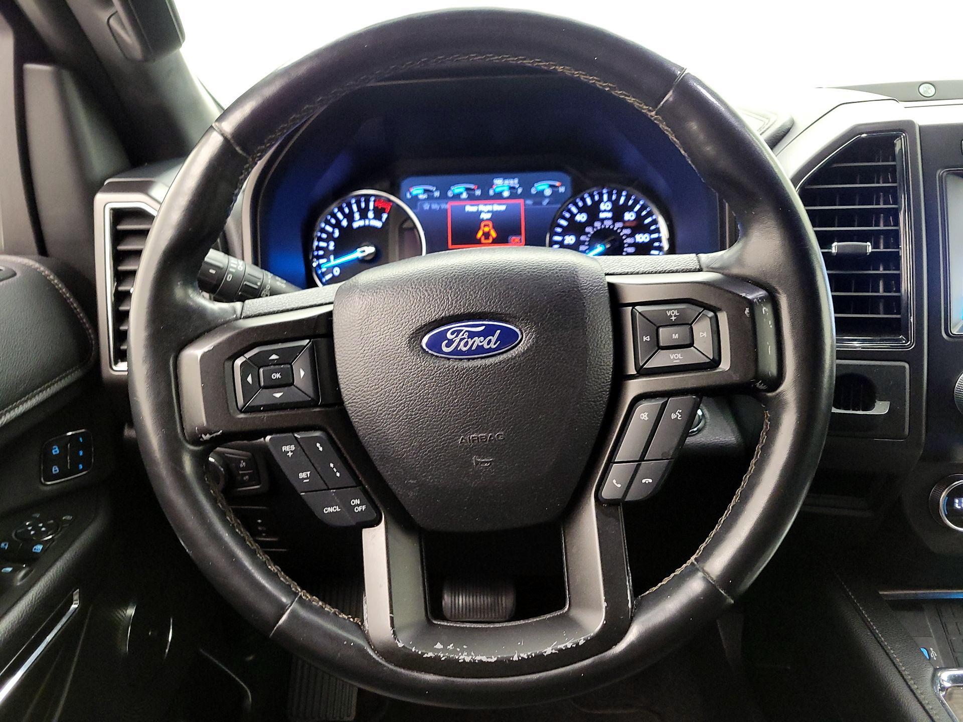 Thumbnail: 2019 Ford Expedition - 10