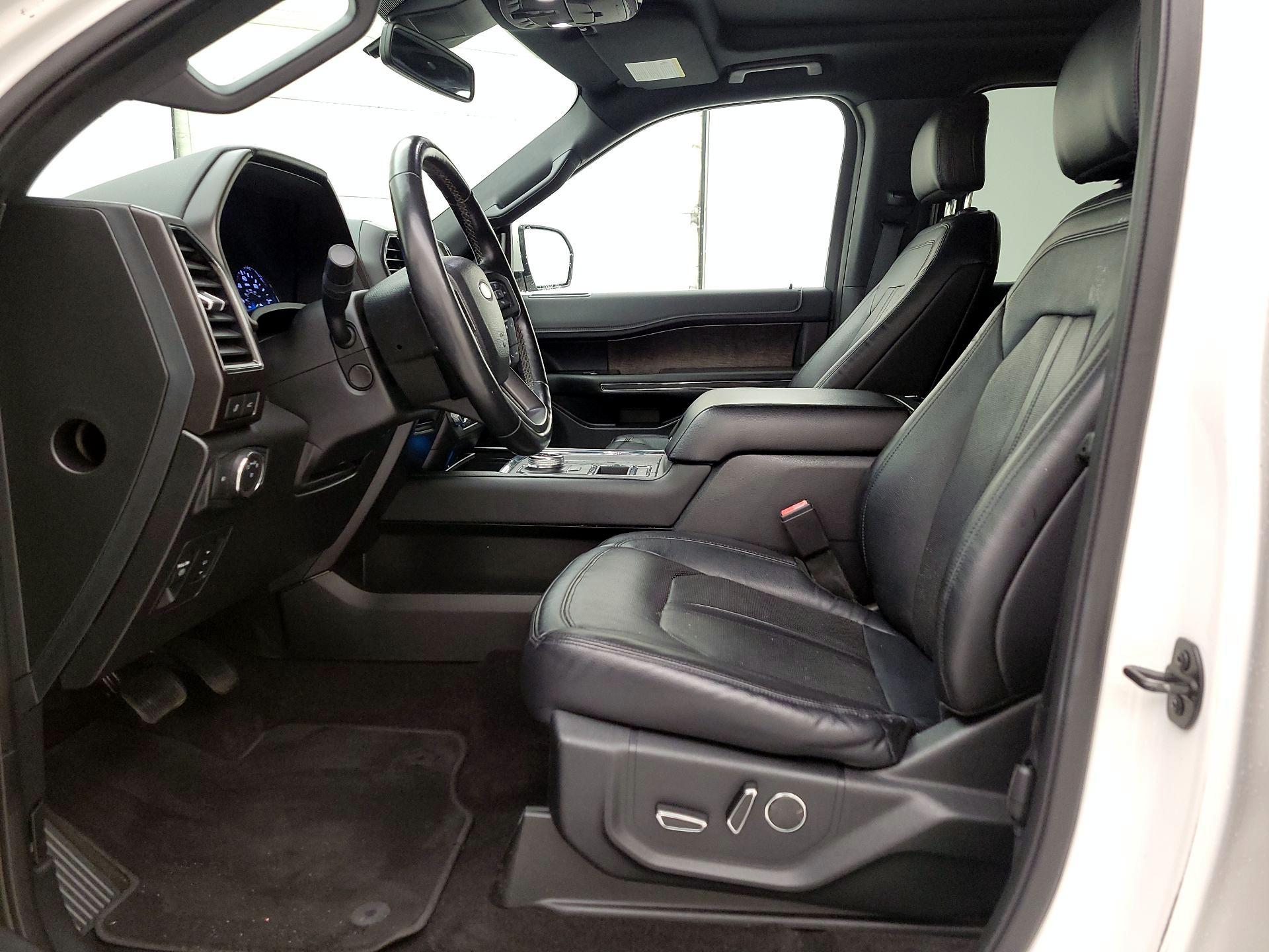 Thumbnail: 2019 Ford Expedition - 11