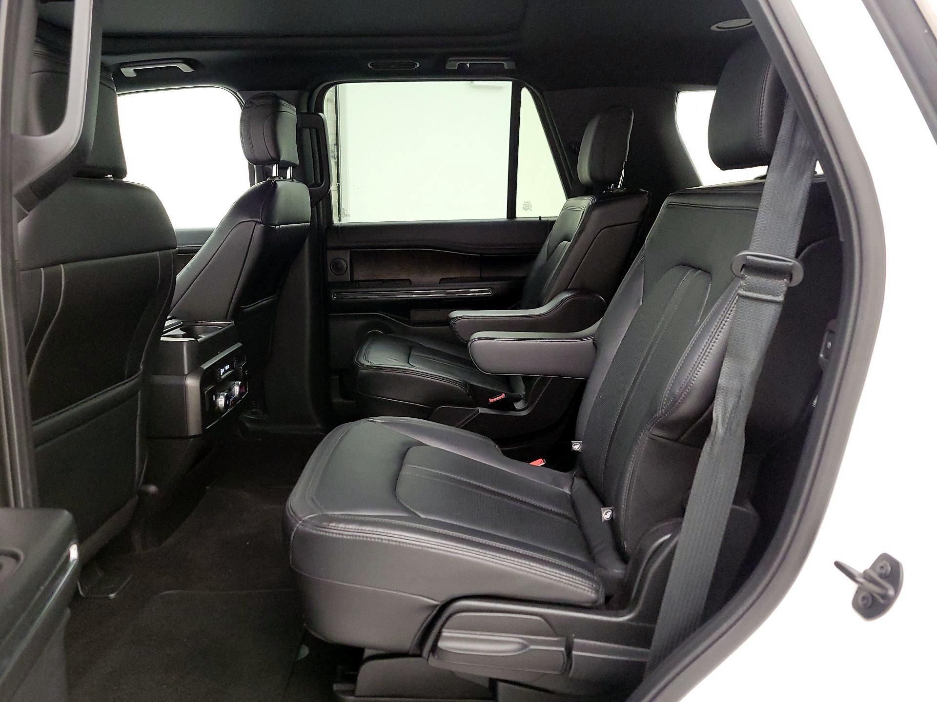 Thumbnail: 2019 Ford Expedition - 19