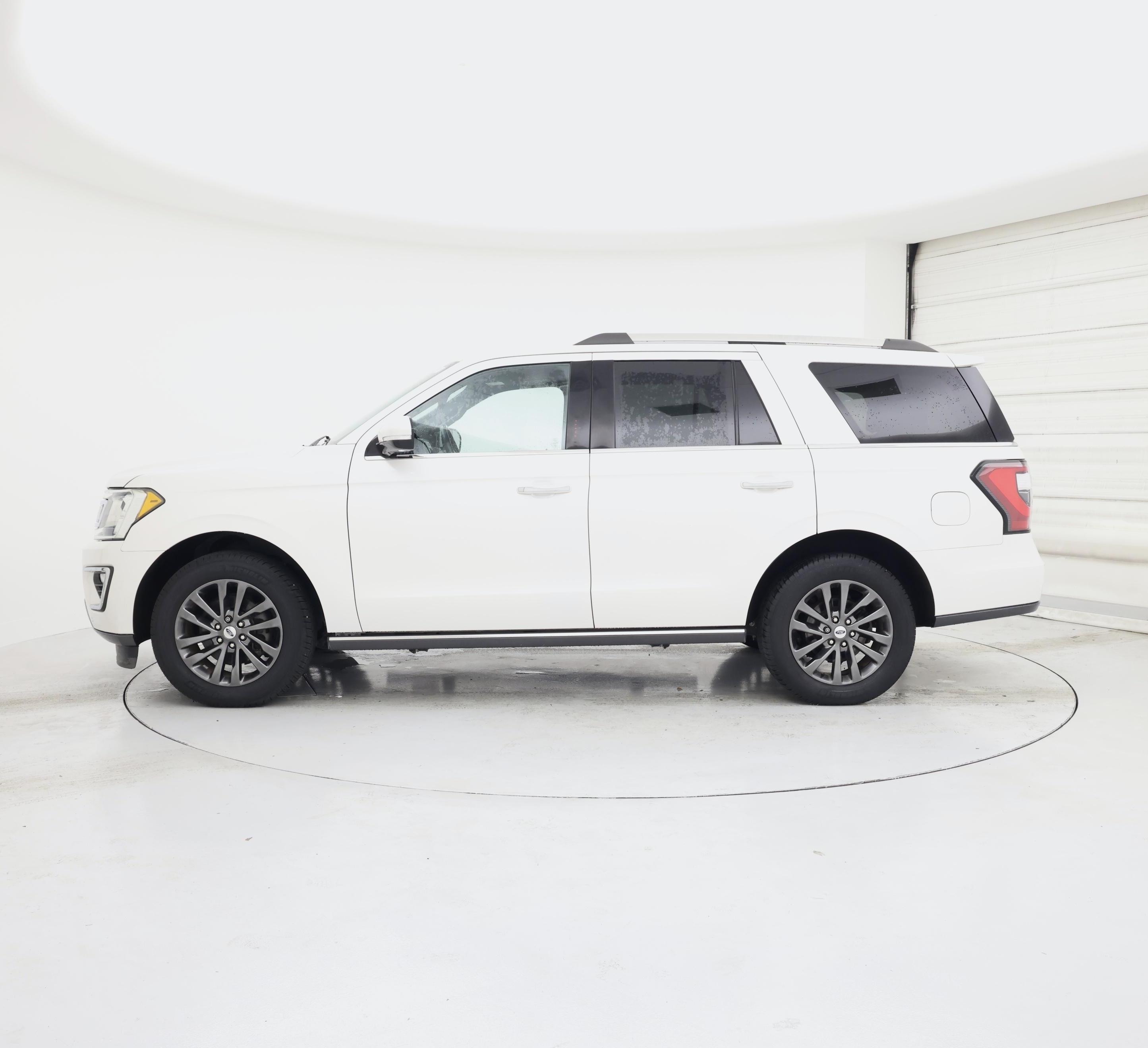 Thumbnail: 2019 Ford Expedition - 3