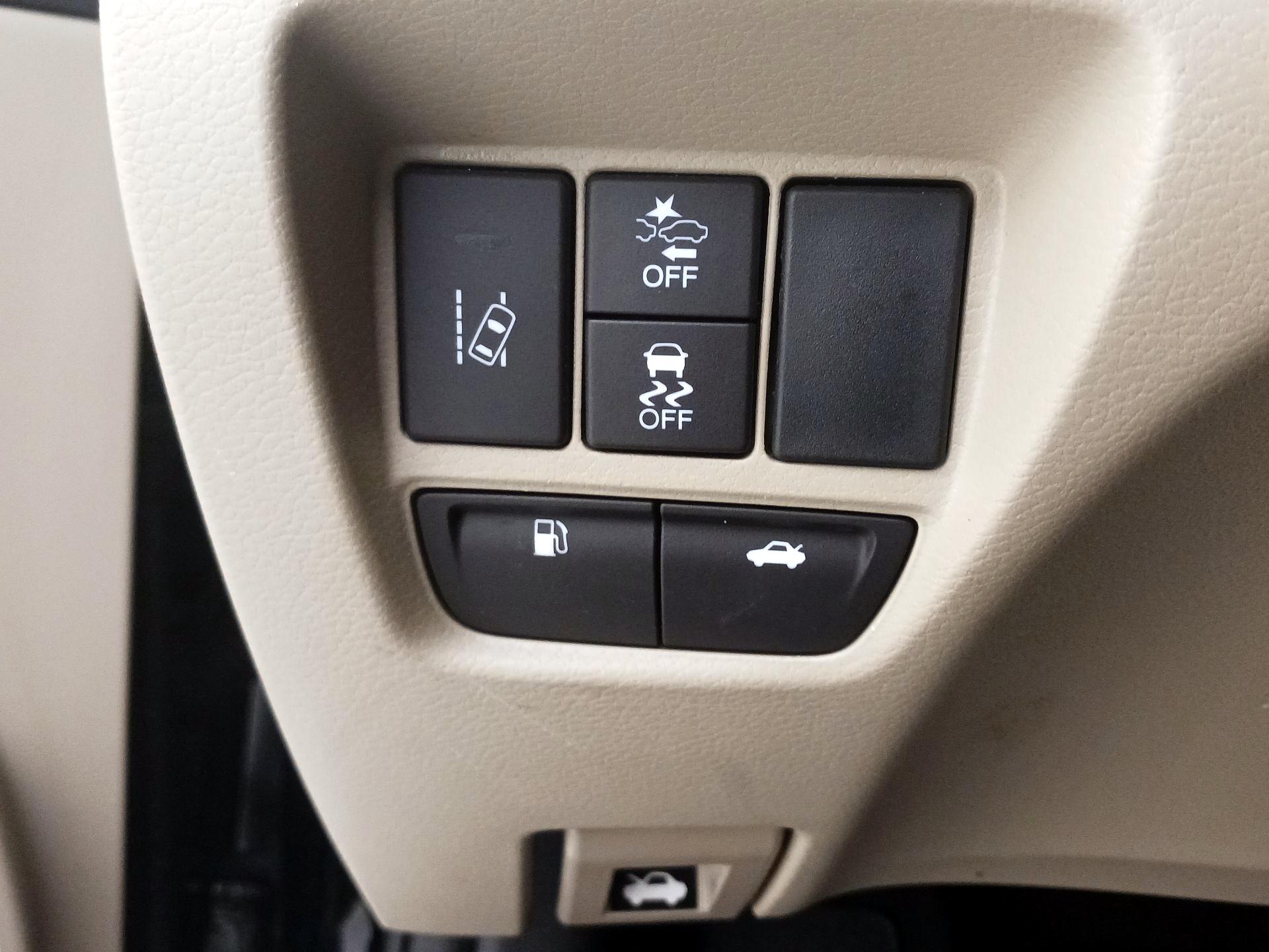 Thumbnail: 2019 Acura TLX - 13