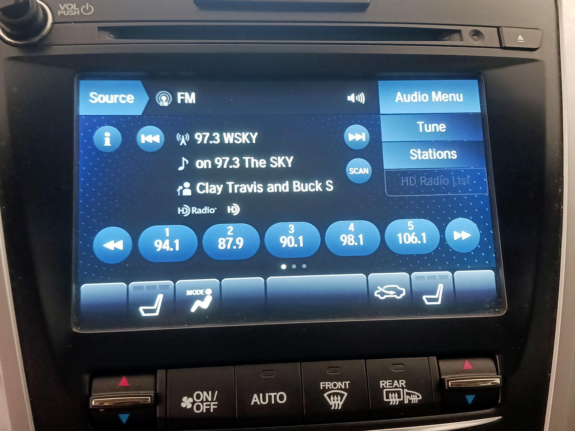 Thumbnail: 2019 Acura TLX - 16