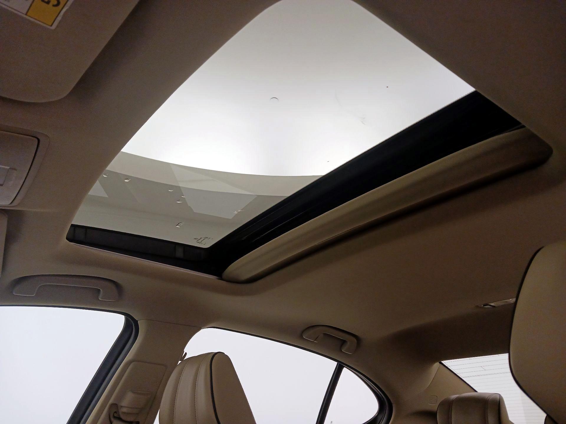 Thumbnail: 2019 Acura TLX - 20