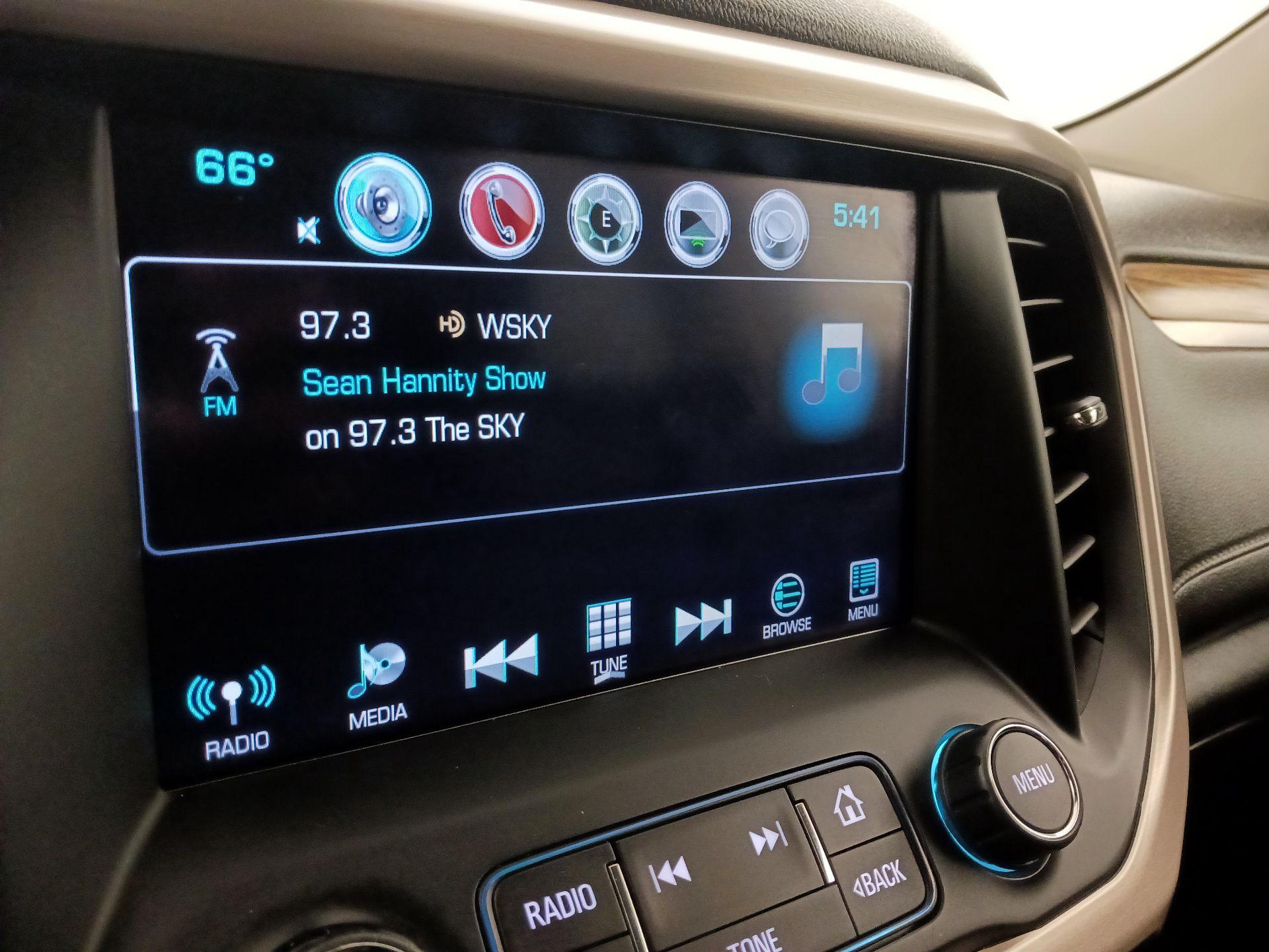 Thumbnail: 2019 GMC Acadia - 16