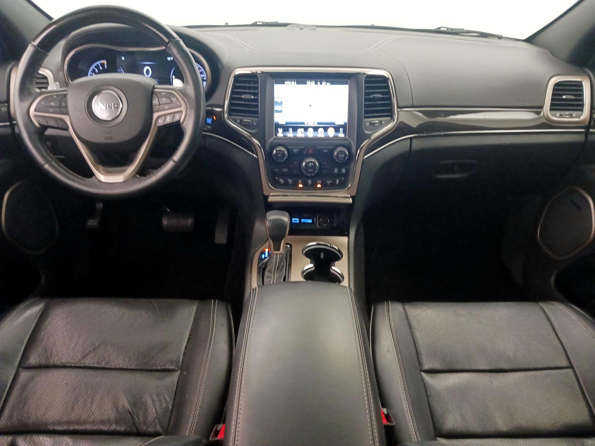 Thumbnail: 2017 Jeep Grand Cherokee - 9