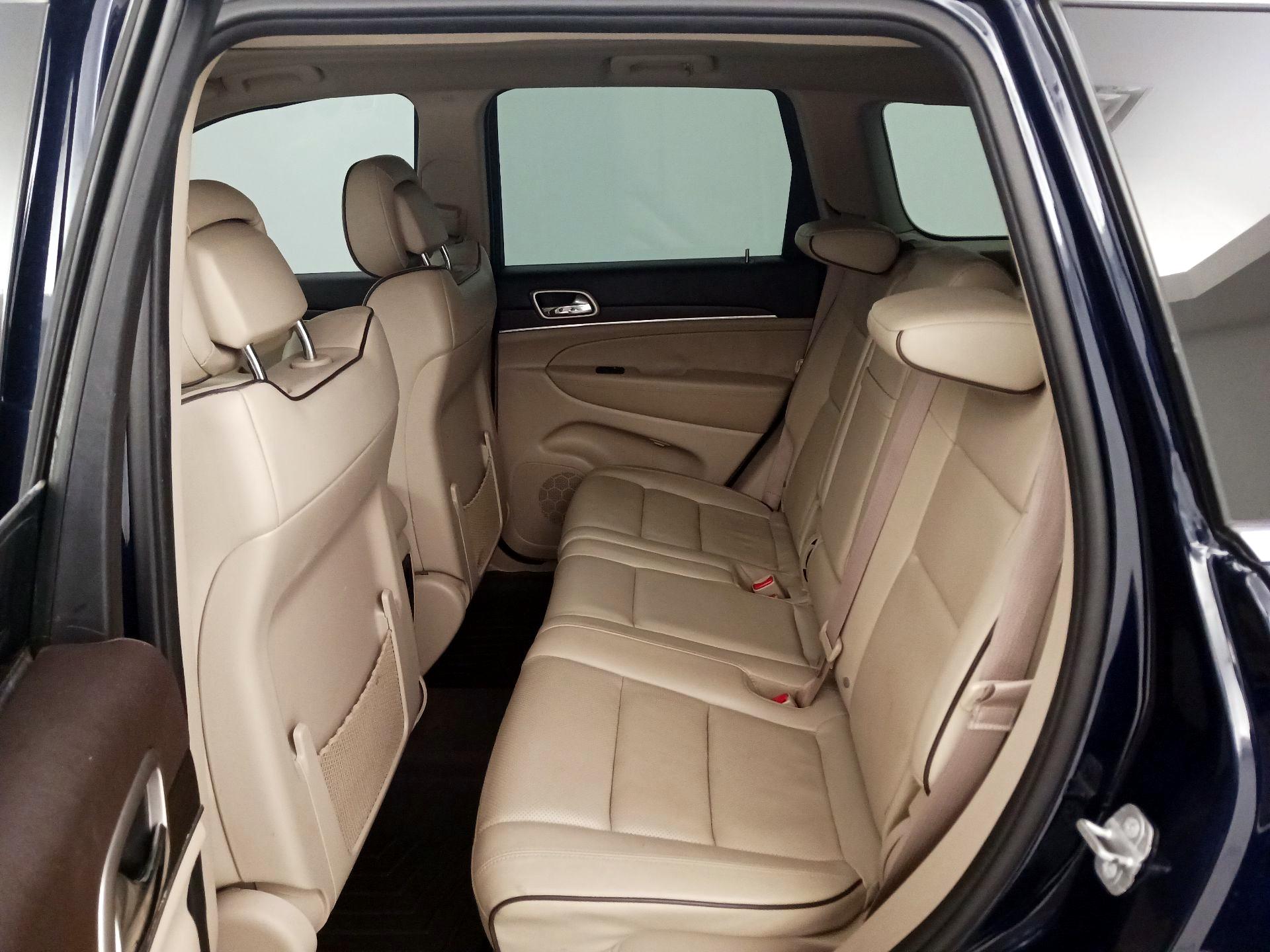 Thumbnail: 2014 Jeep Grand Cherokee - 20
