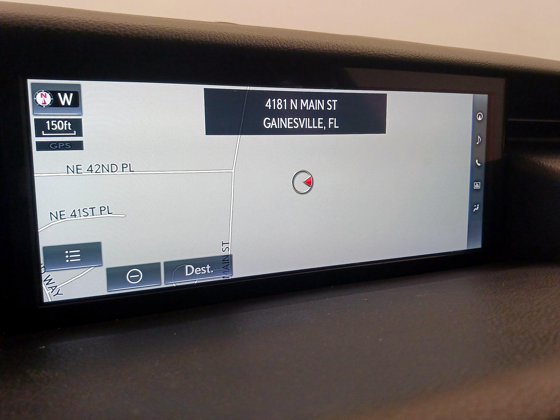 Thumbnail: 2017 Lexus IS - 14