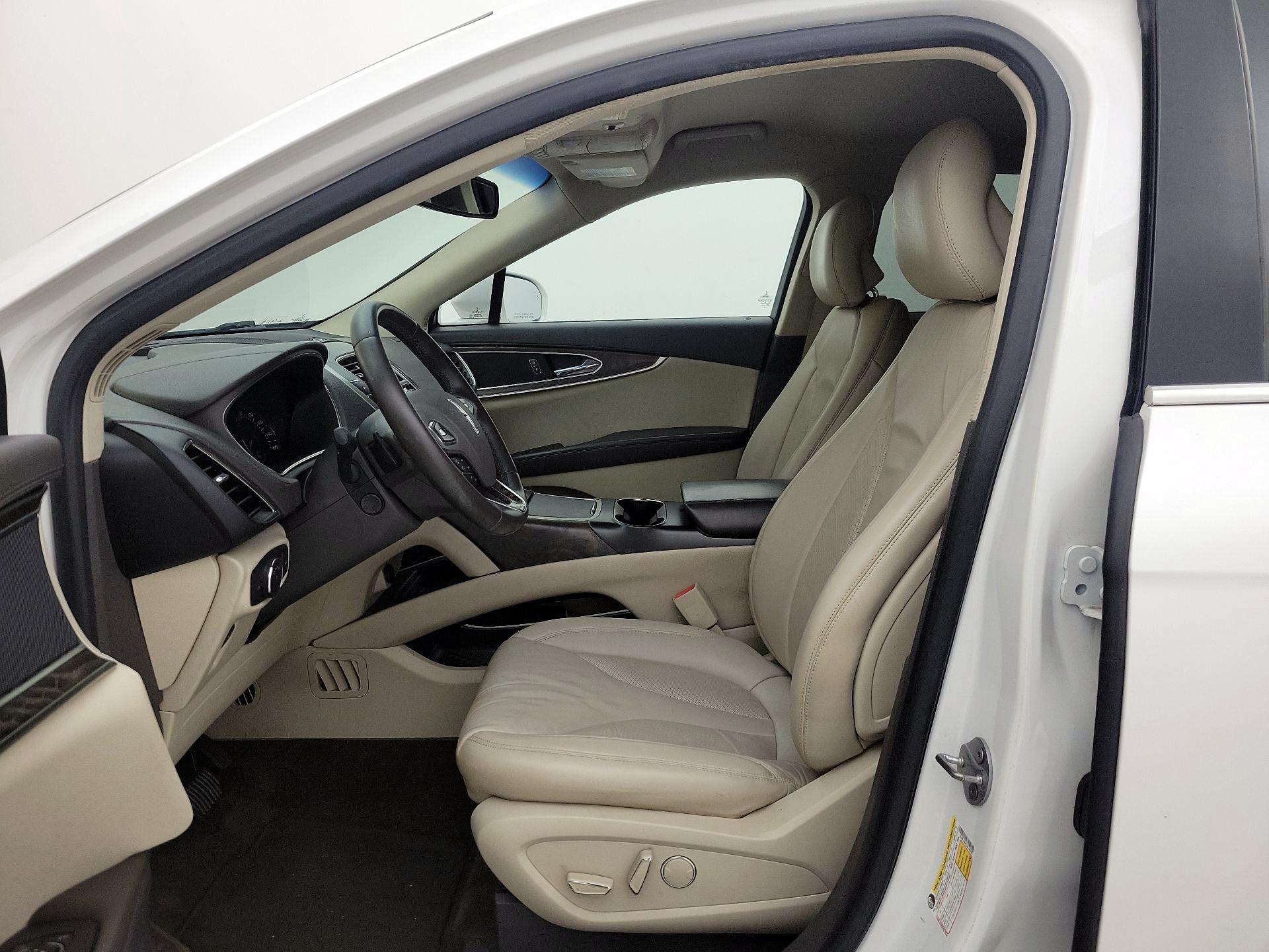 Thumbnail: 2018 Lincoln MKX - 11