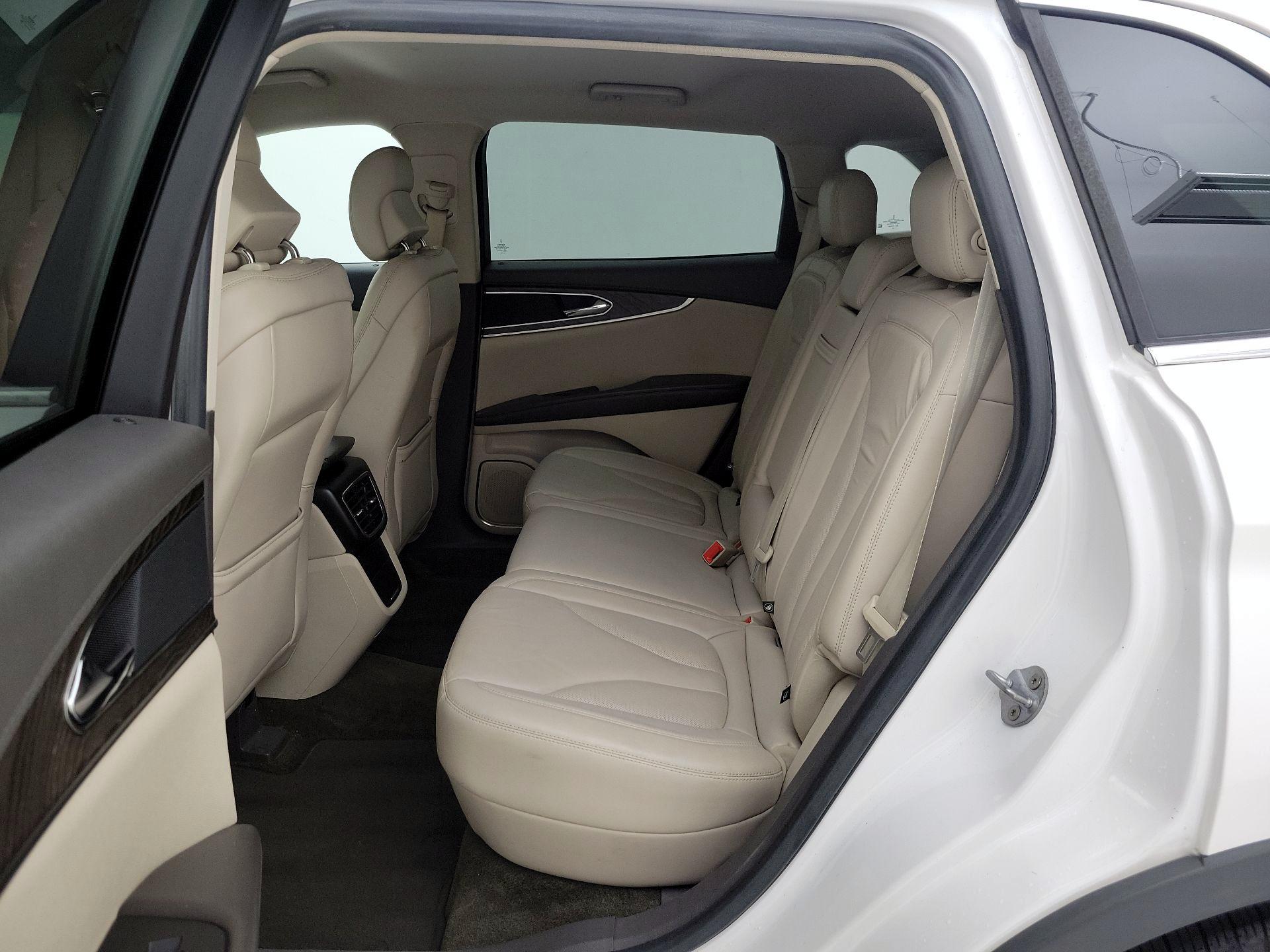 Thumbnail: 2018 Lincoln MKX - 20