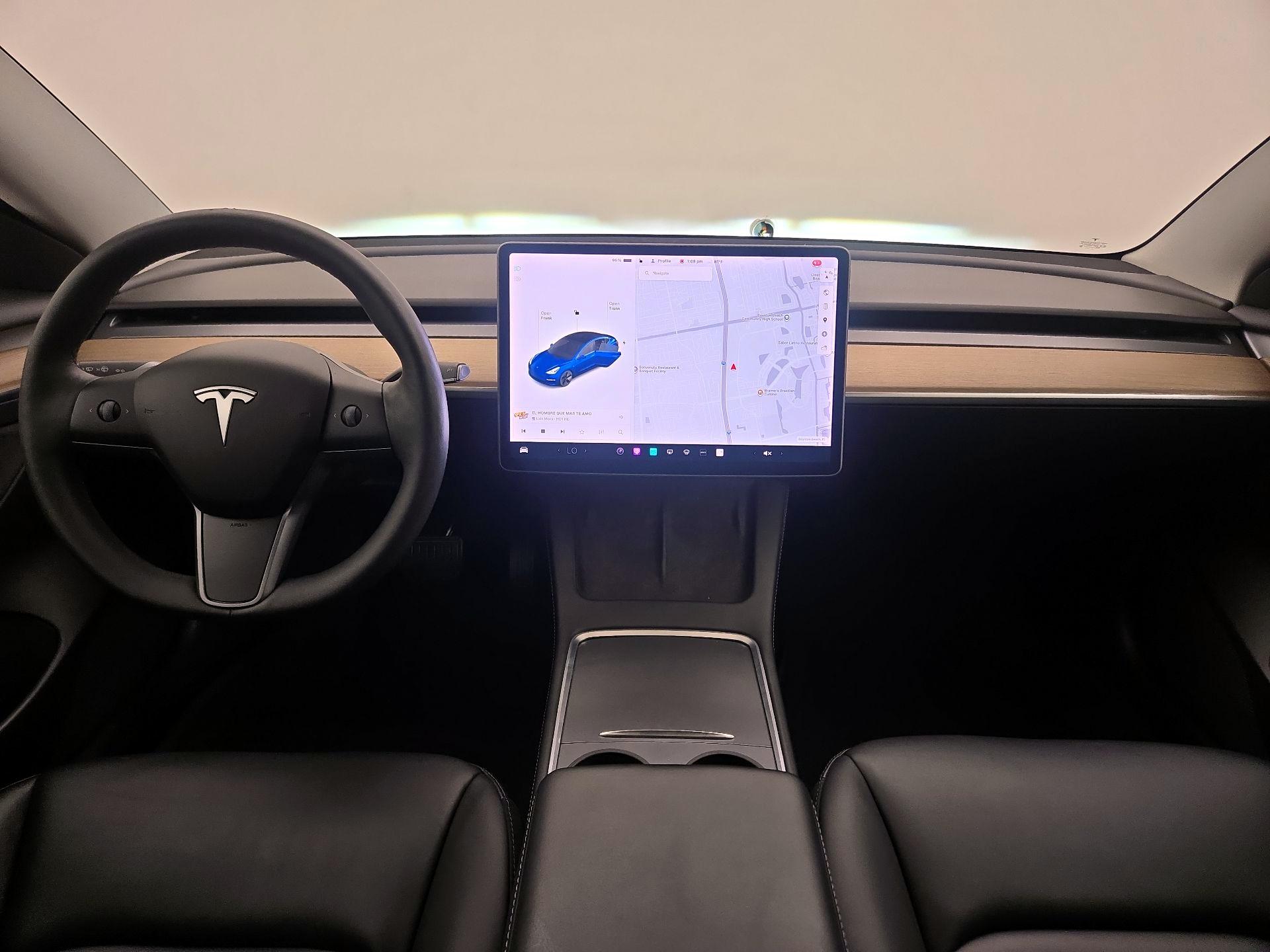 Thumbnail: 2022 Tesla Model 3 - 9